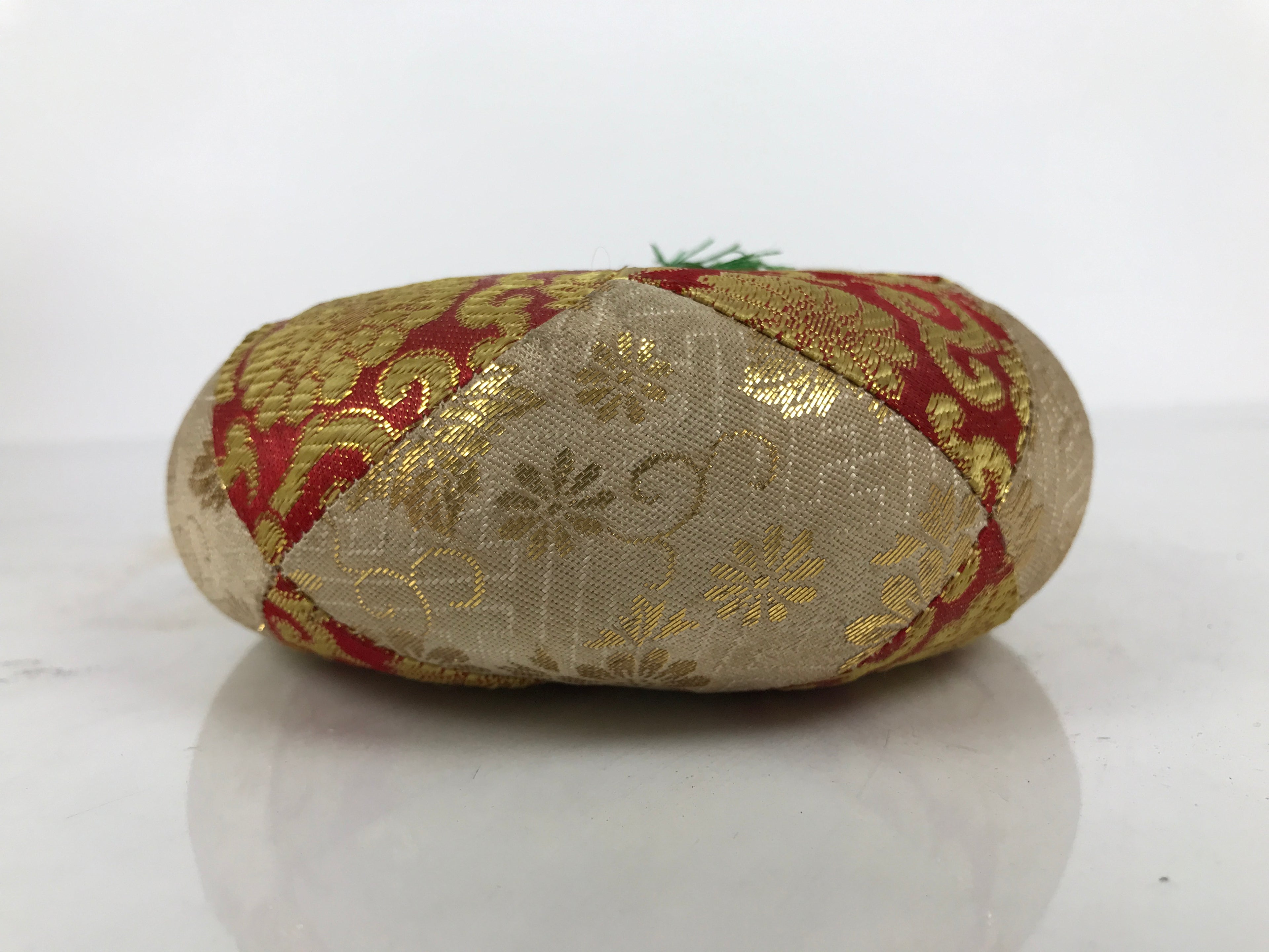 Japanese Buddhist Orin Bell Singing Bowl Fabric Pillow Vtg Beige Red Gold BA891