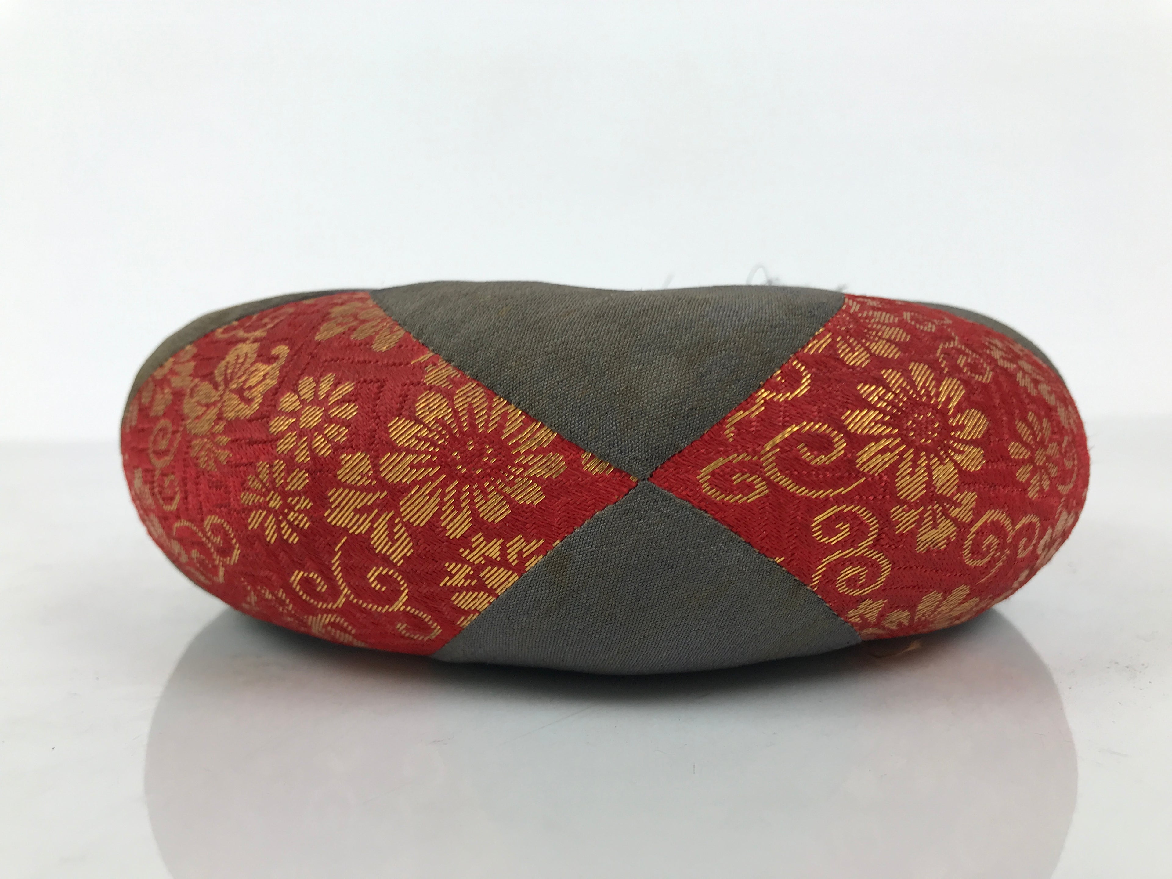Japanese Buddhist Orin Bell Singing Bowl Fabric Pillow Vtg Purple Red Gold BA890