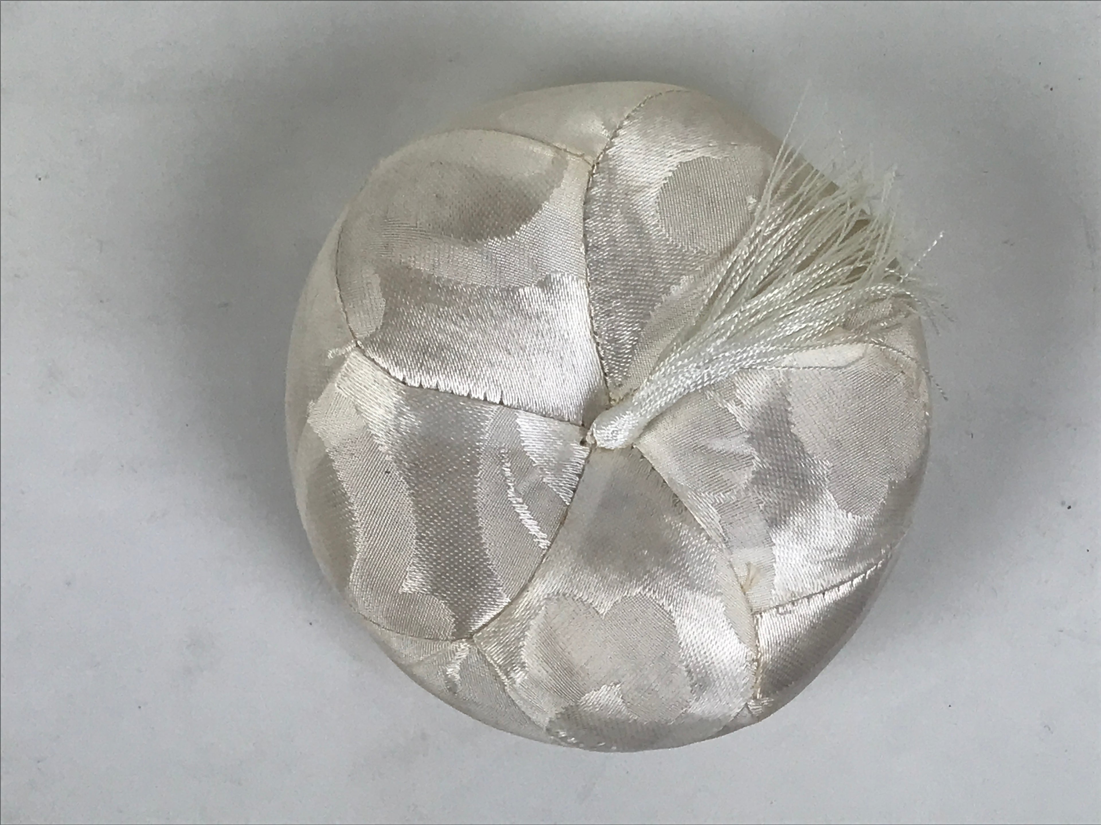 Japanese Buddhist Orin Bell Singing Bowl Fabric Pillow White Tassel Floral BA898