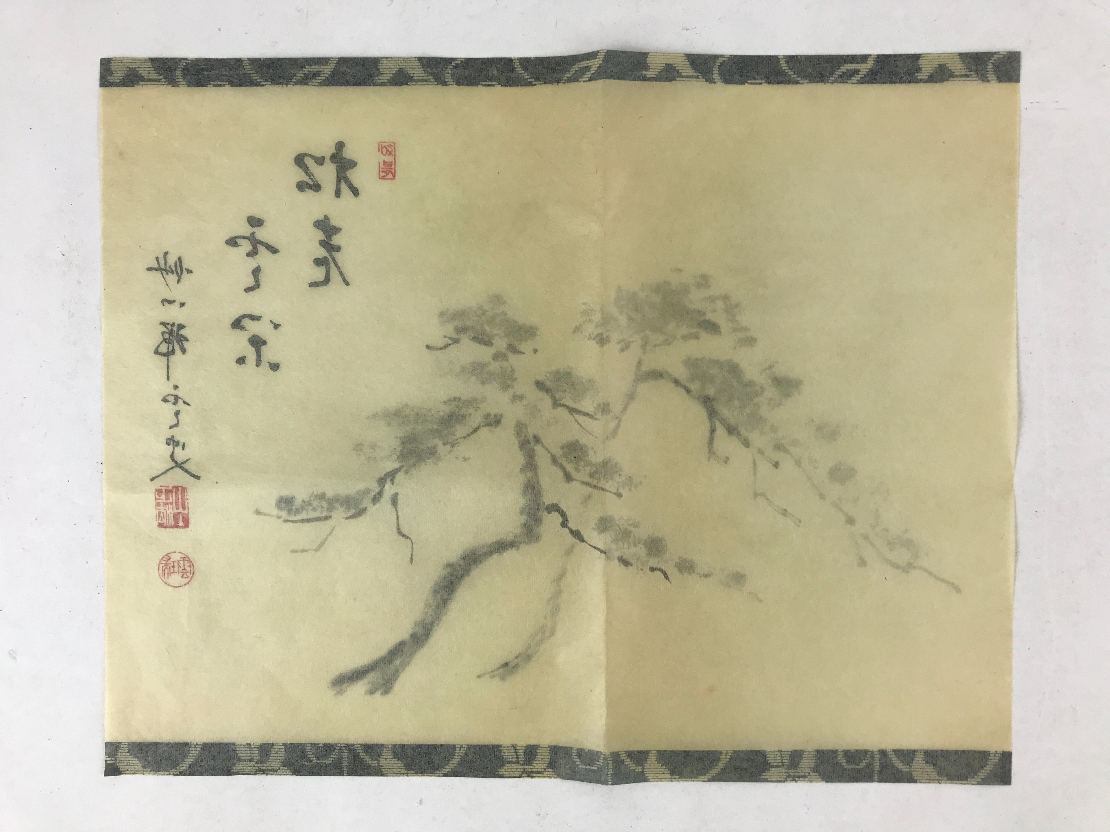 Japanese Calligraphy Art Reproduction Old Pine Tree Under Snow Kakejiku FL258