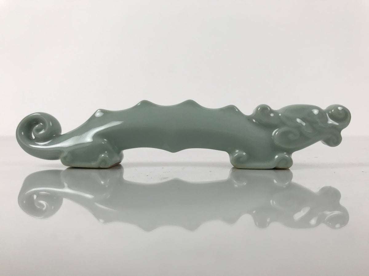 Japanese Calligraphy Tool Porcelain Brush Stand Shodo Shuji Celadon Dragon JK906