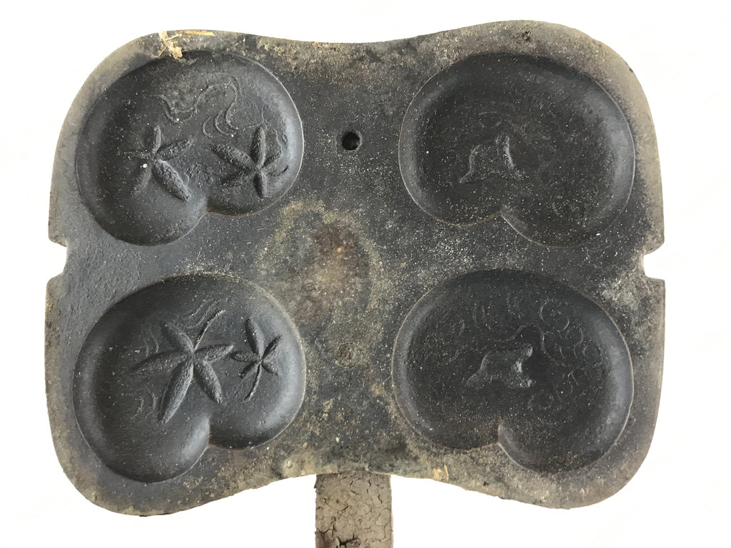 Japanese Cast Iron Monaka Shell Baking Mold Vtg Sweet Confection Hand Press T110