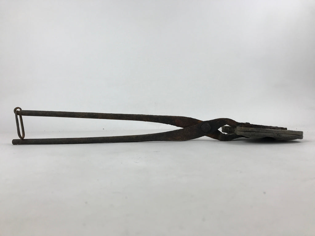 Japanese Cast Iron Monaka Shell Baking Mold Vtg Sweet Confection Hand Press T110