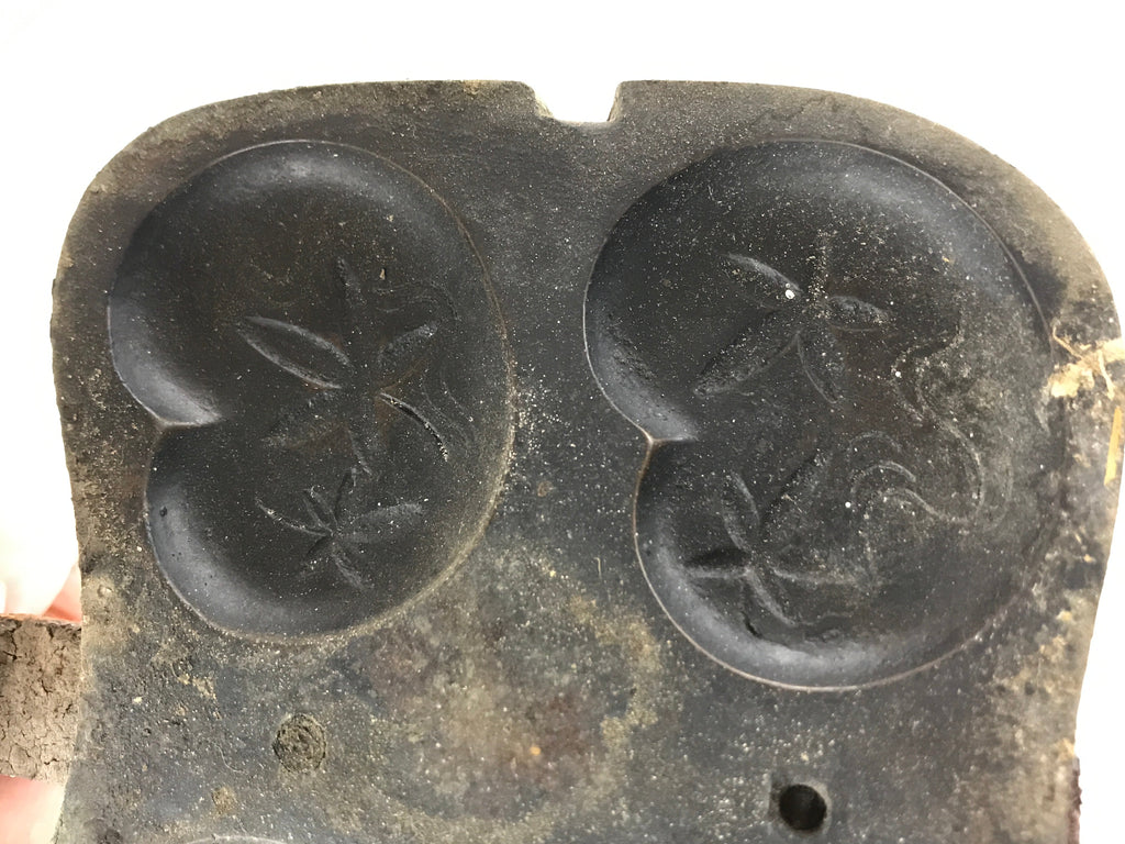 Japanese Cast Iron Monaka Shell Baking Mold Vtg Sweet Confection Hand Press T110