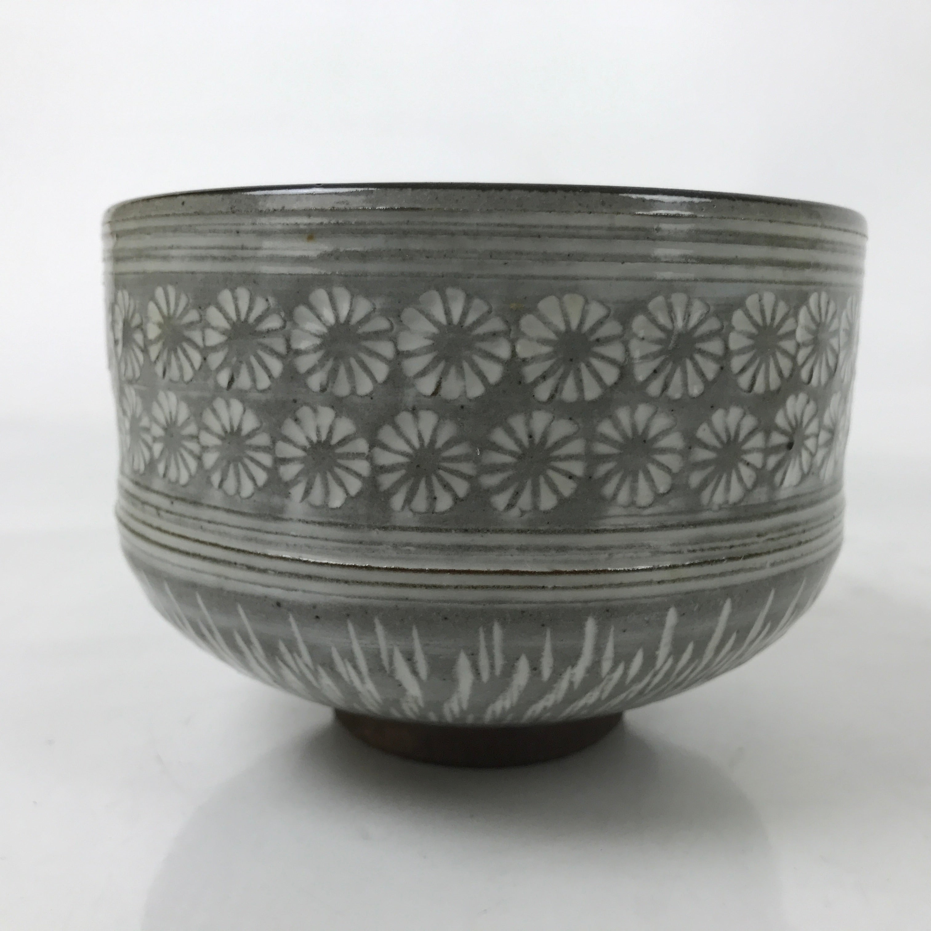 Japanese Ceramic Banko Ware Green Tea Bowl Matcha Chawan Vtg Gray White CHB98