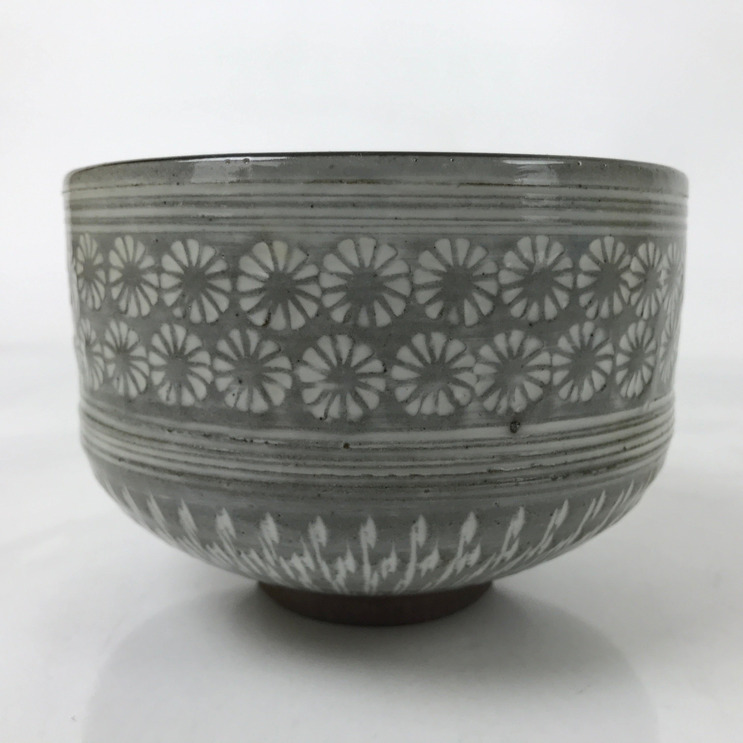 Japanese Ceramic Banko Ware Green Tea Bowl Matcha Chawan Vtg Gray White CHB98