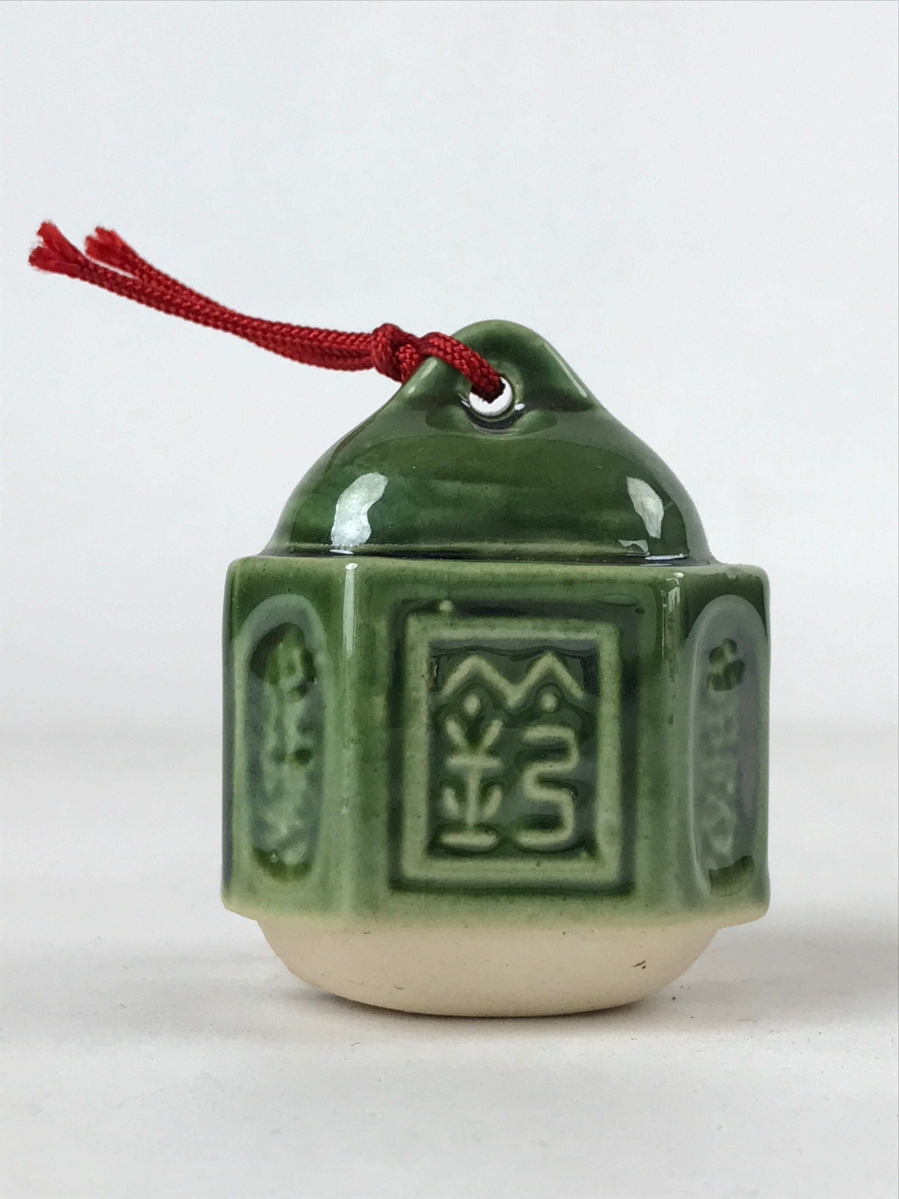 Japanese Ceramic Bell Dorei Vtg Tsuchi-Suzu Station Amulet Green Red DR510