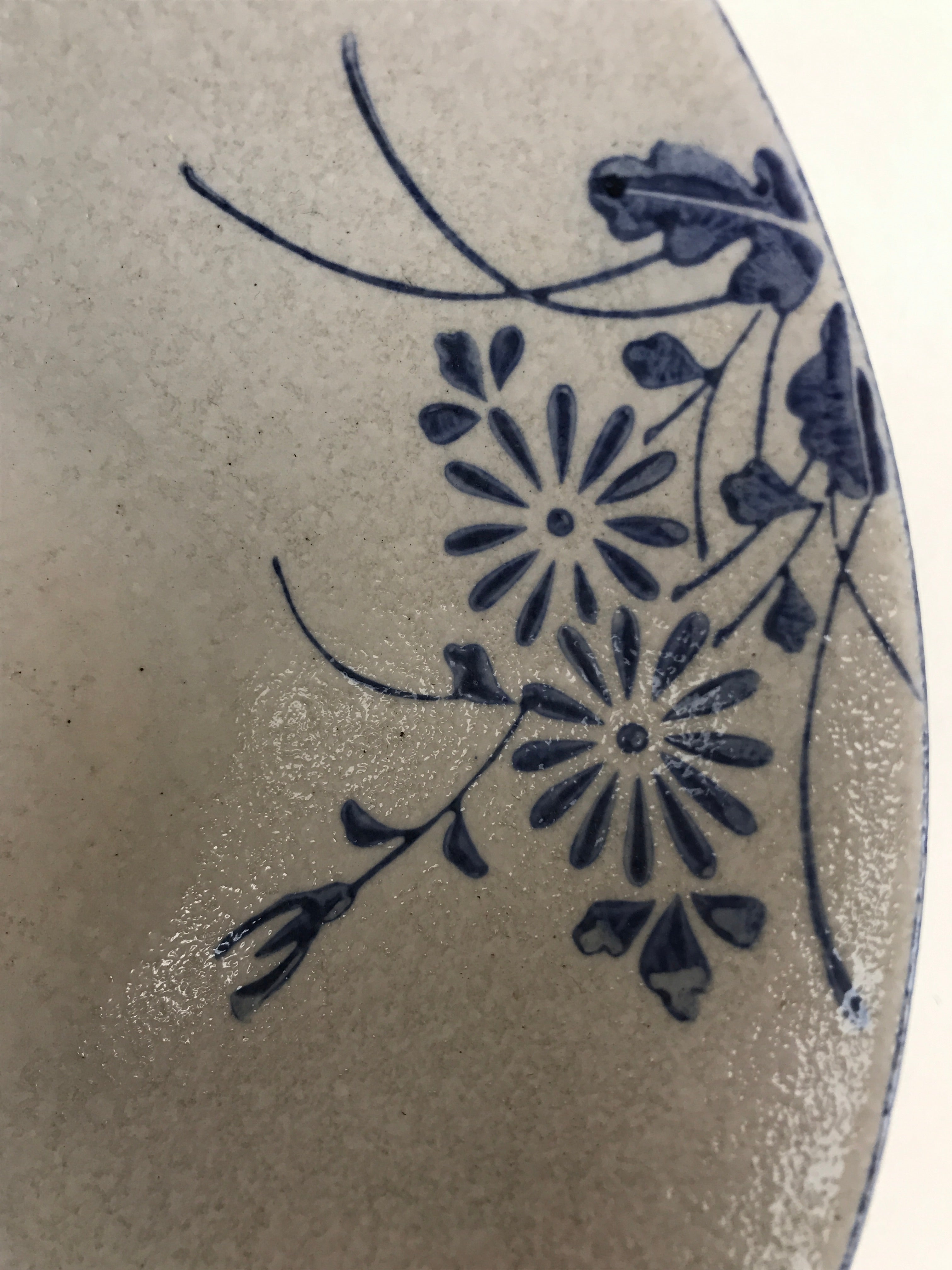 Japanese Ceramic Big Bowl Vtg White Light Blue Flower Ramen Donburi PY607