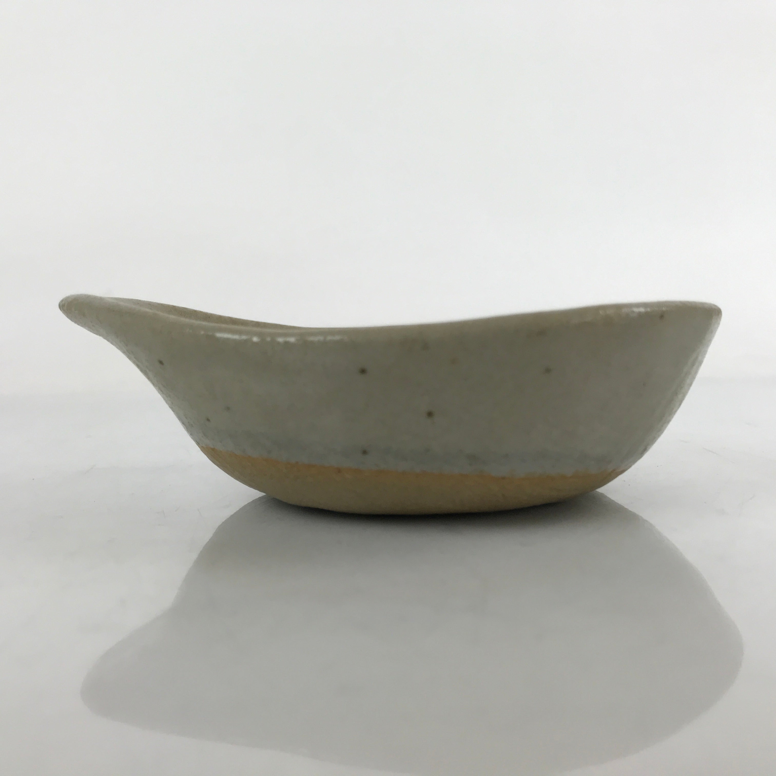 Japanese Ceramic Bowl Kobachi Vtg Nabe Side Dish Teardrop Beige Gray PY899