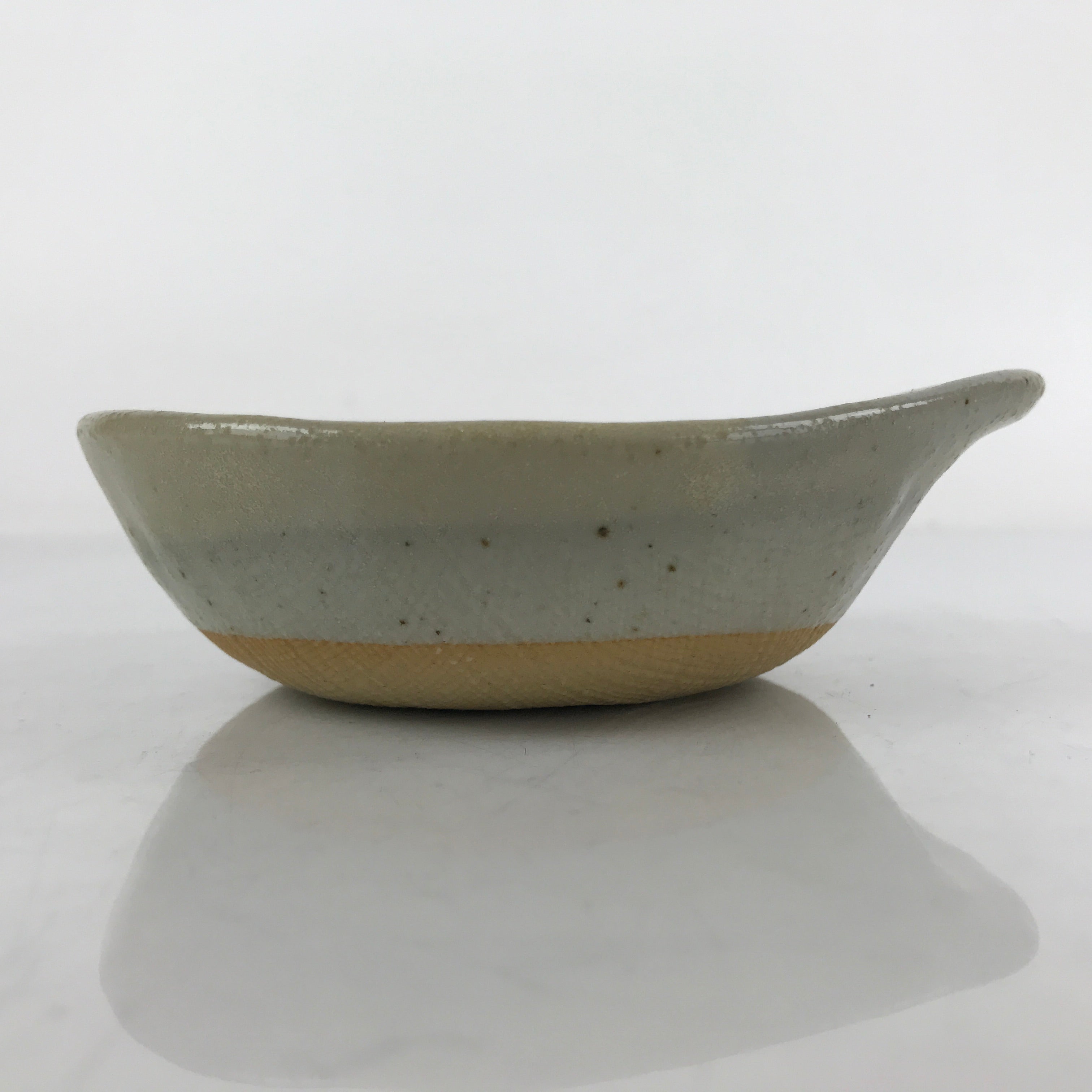 Japanese Ceramic Bowl Kobachi Vtg Nabe Side Dish Teardrop Beige Gray PY901