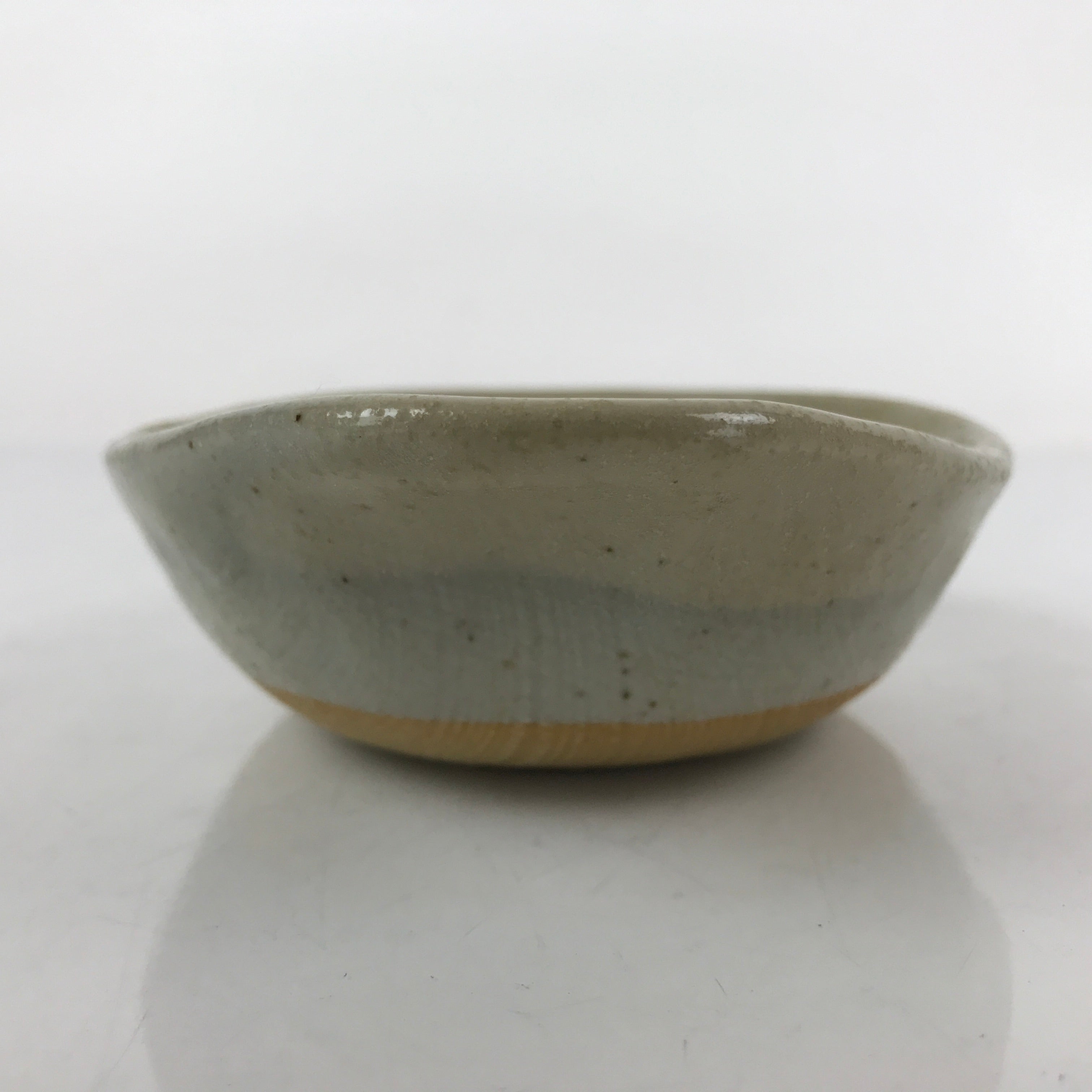 Japanese Ceramic Bowl Kobachi Vtg Nabe Side Dish Teardrop Beige Gray PY901