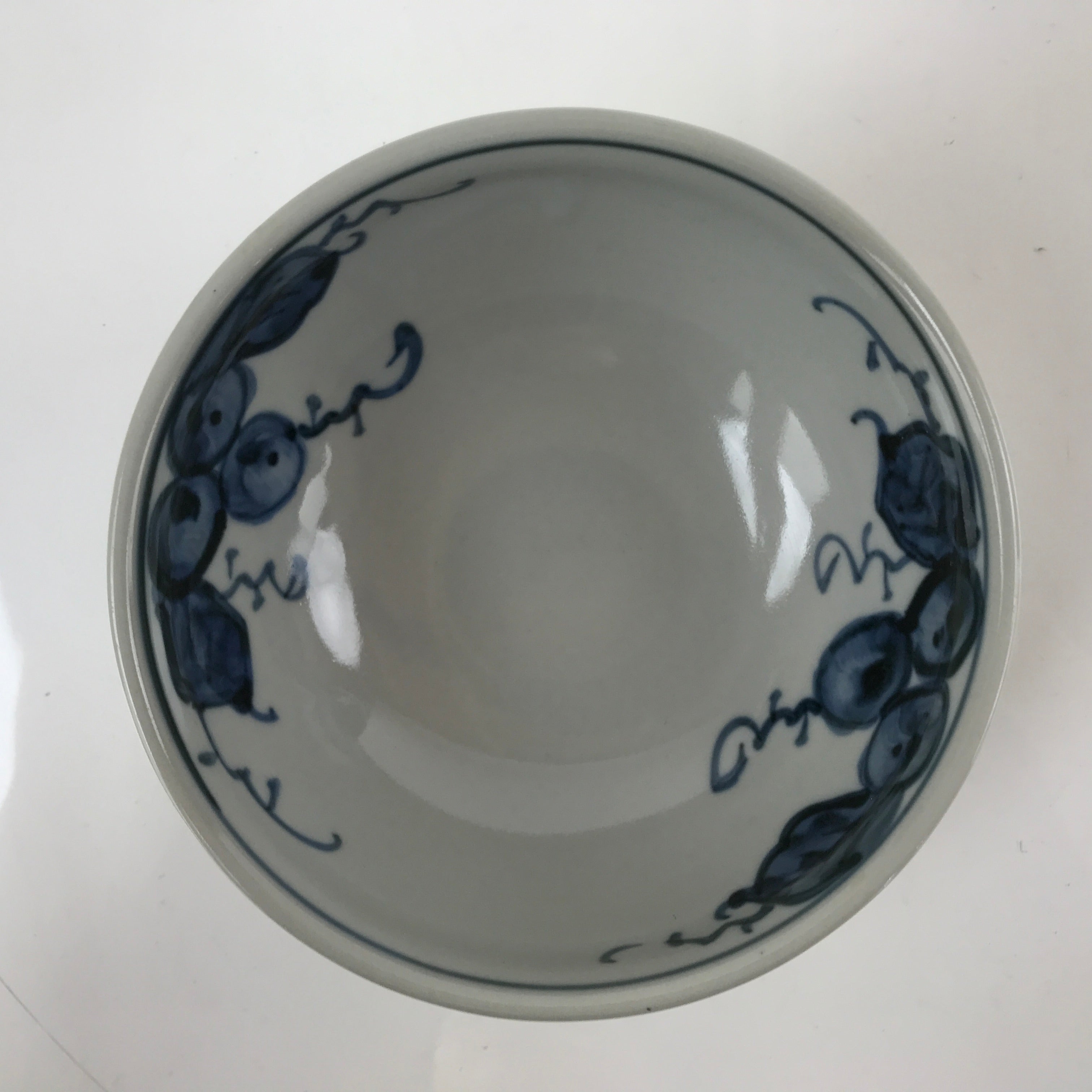 Japanese Ceramic Bowl Kobachi Vtg Side Dish Blue Gray Grapes Design PY905