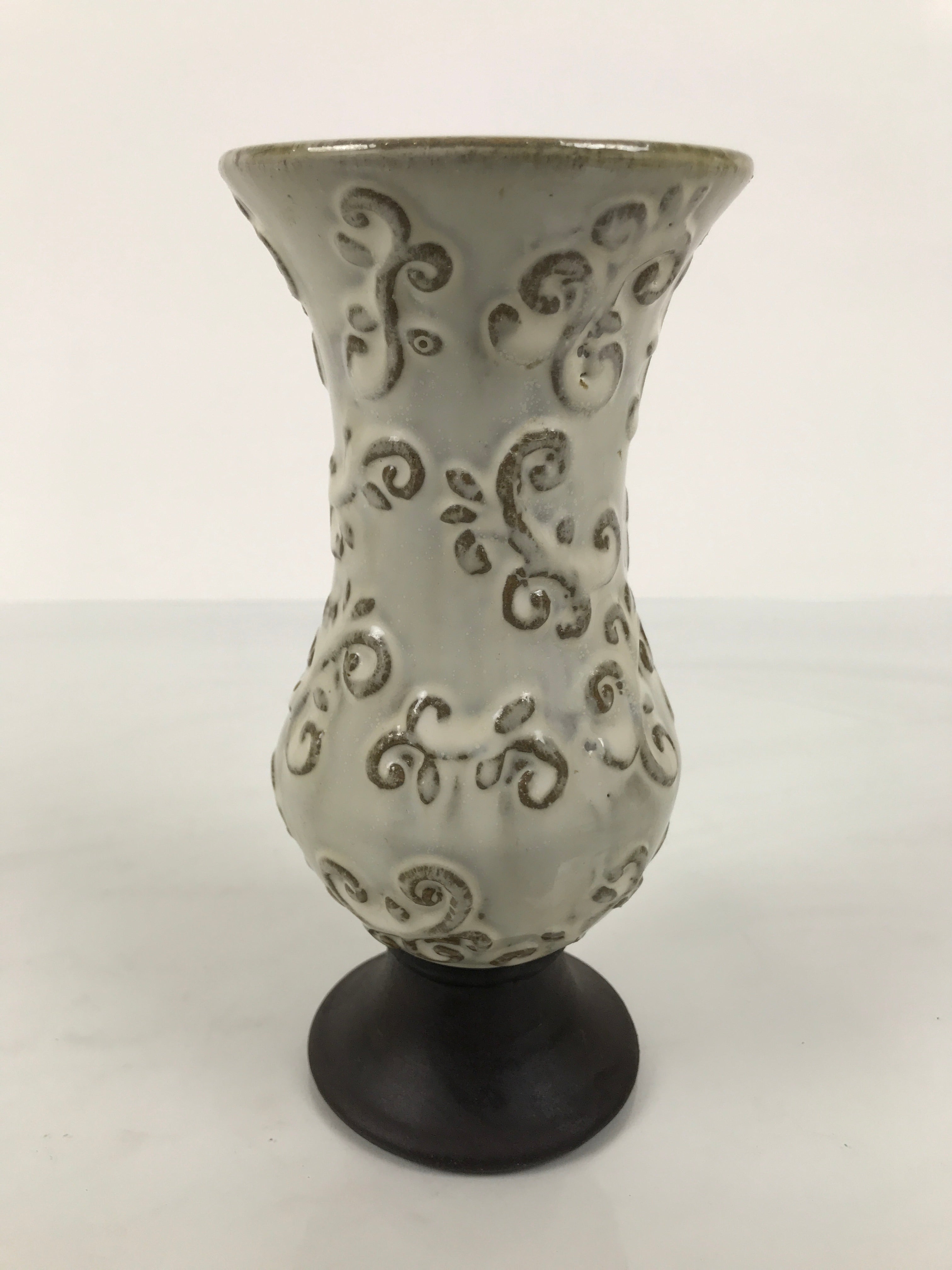 Japanese Ceramic Flower Vase Vtg Ikebana Kabin White Brown Arabesque FK236
