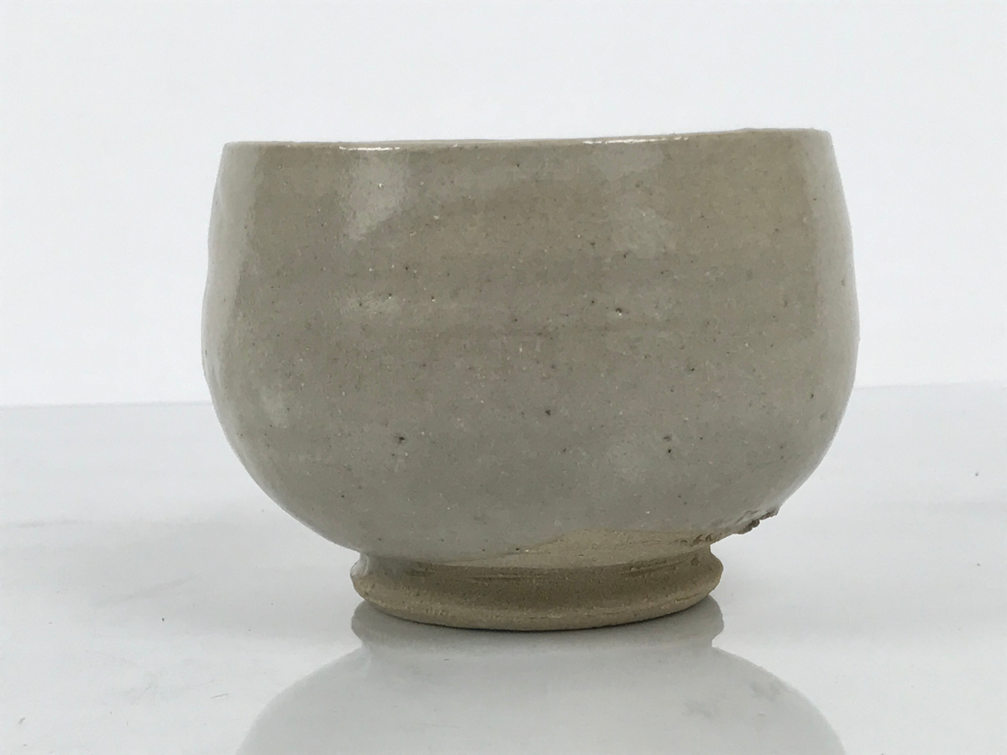 Japanese Ceramic Green Tea Bowl Matcha Chawan Pottery Bamboo Off White CHB145