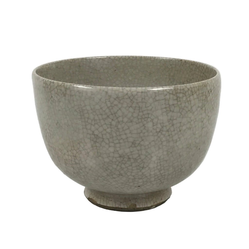 Japanese Ceramic Green Tea Bowl Matcha Chawan Pottery Off-White Crackle CHB157