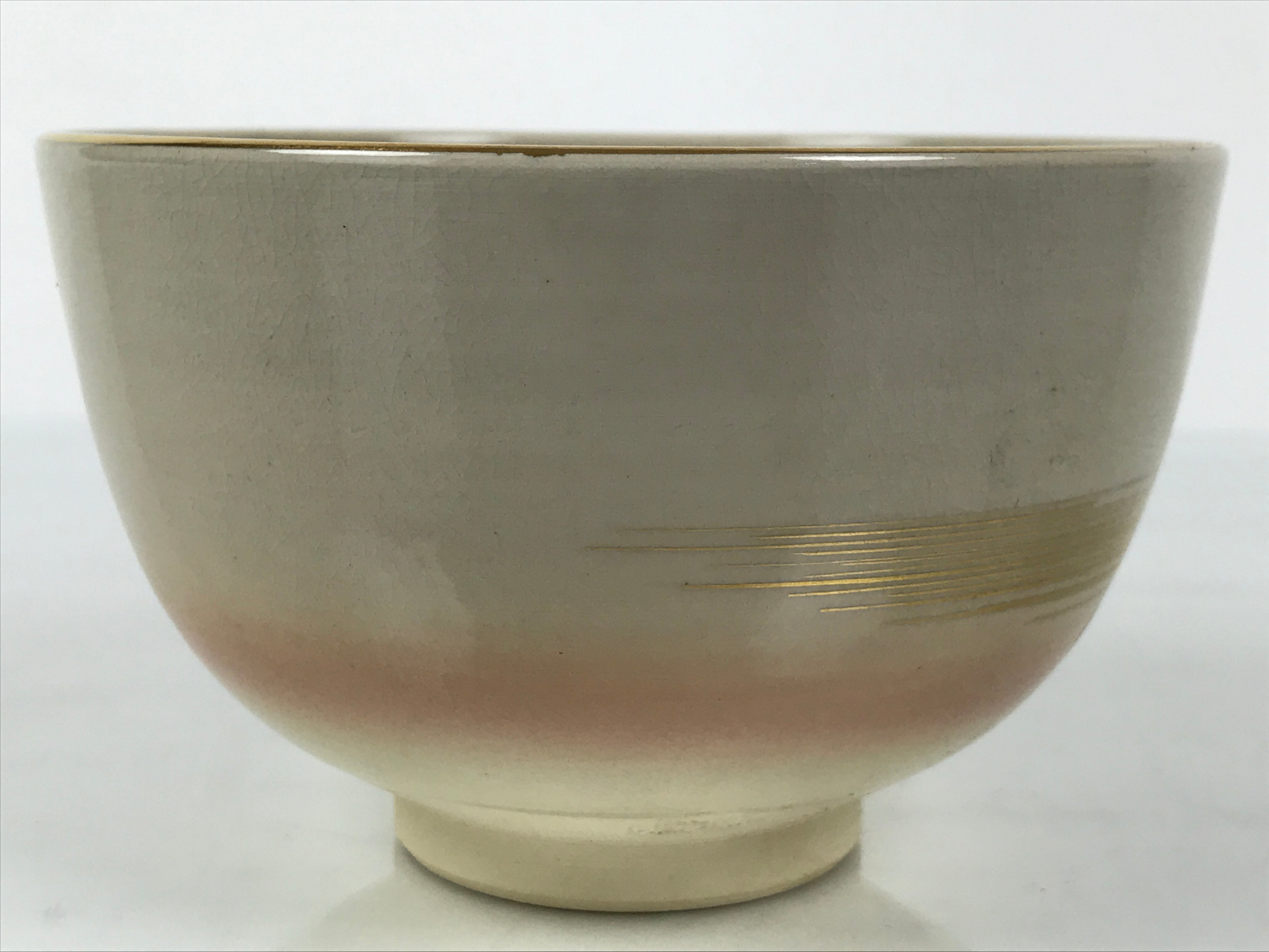 Japanese Ceramic Green Tea Bowl Matcha Chawan Pottery Samurai Helmet Gold CHB113