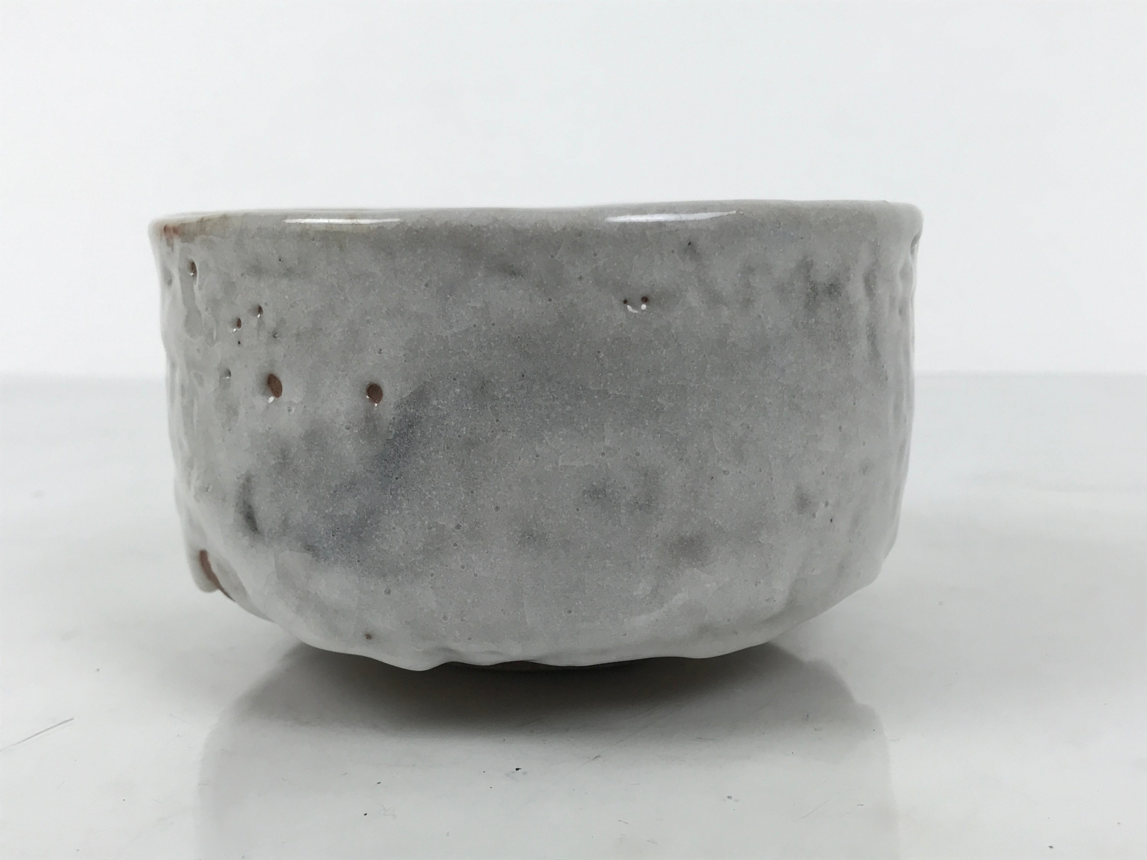 Japanese Ceramic Green Tea Bowl Matcha Chawan Pottery Shino Ware White CHB142