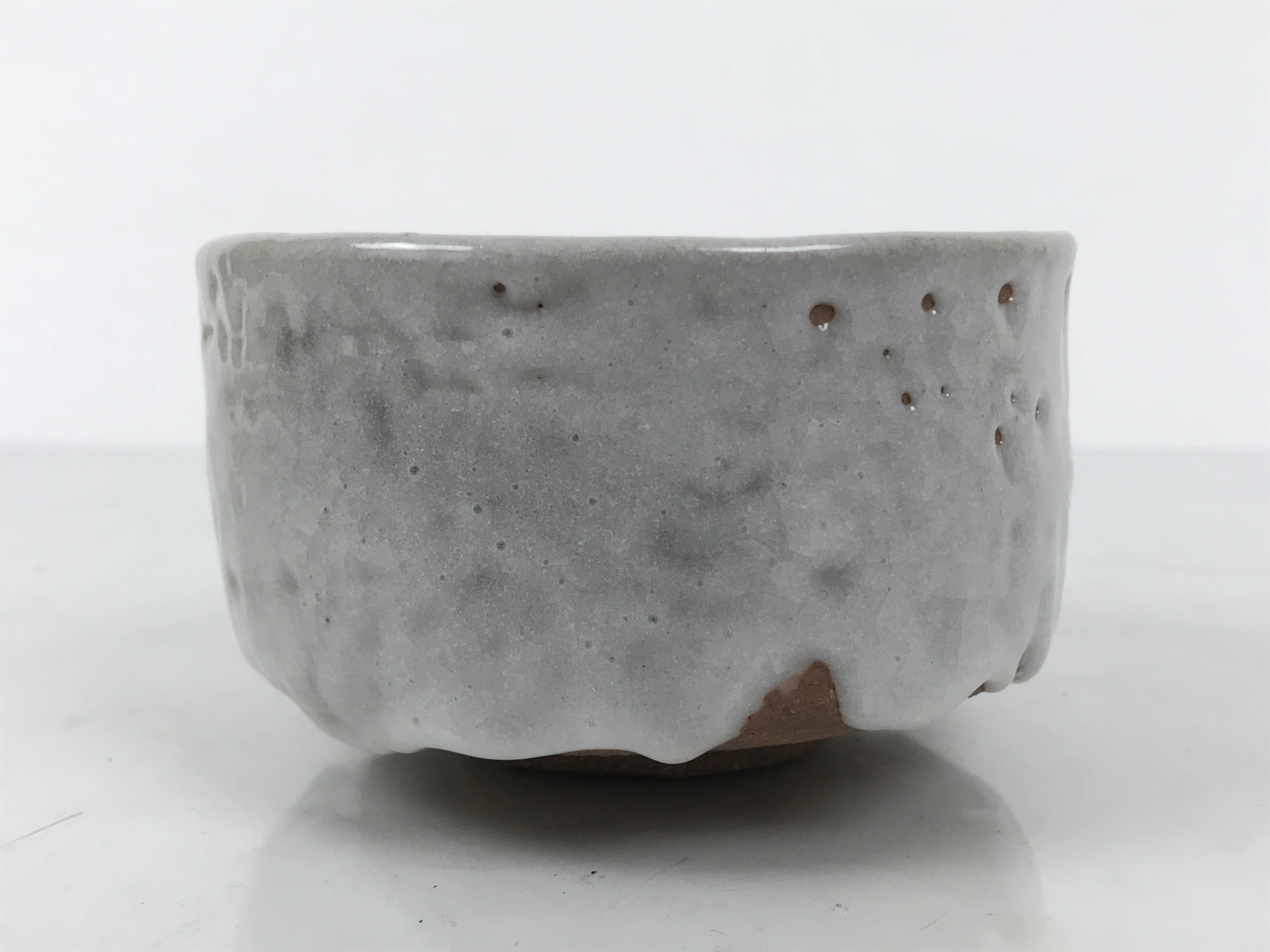 Japanese Ceramic Green Tea Bowl Matcha Chawan Pottery Shino Ware White CHB142