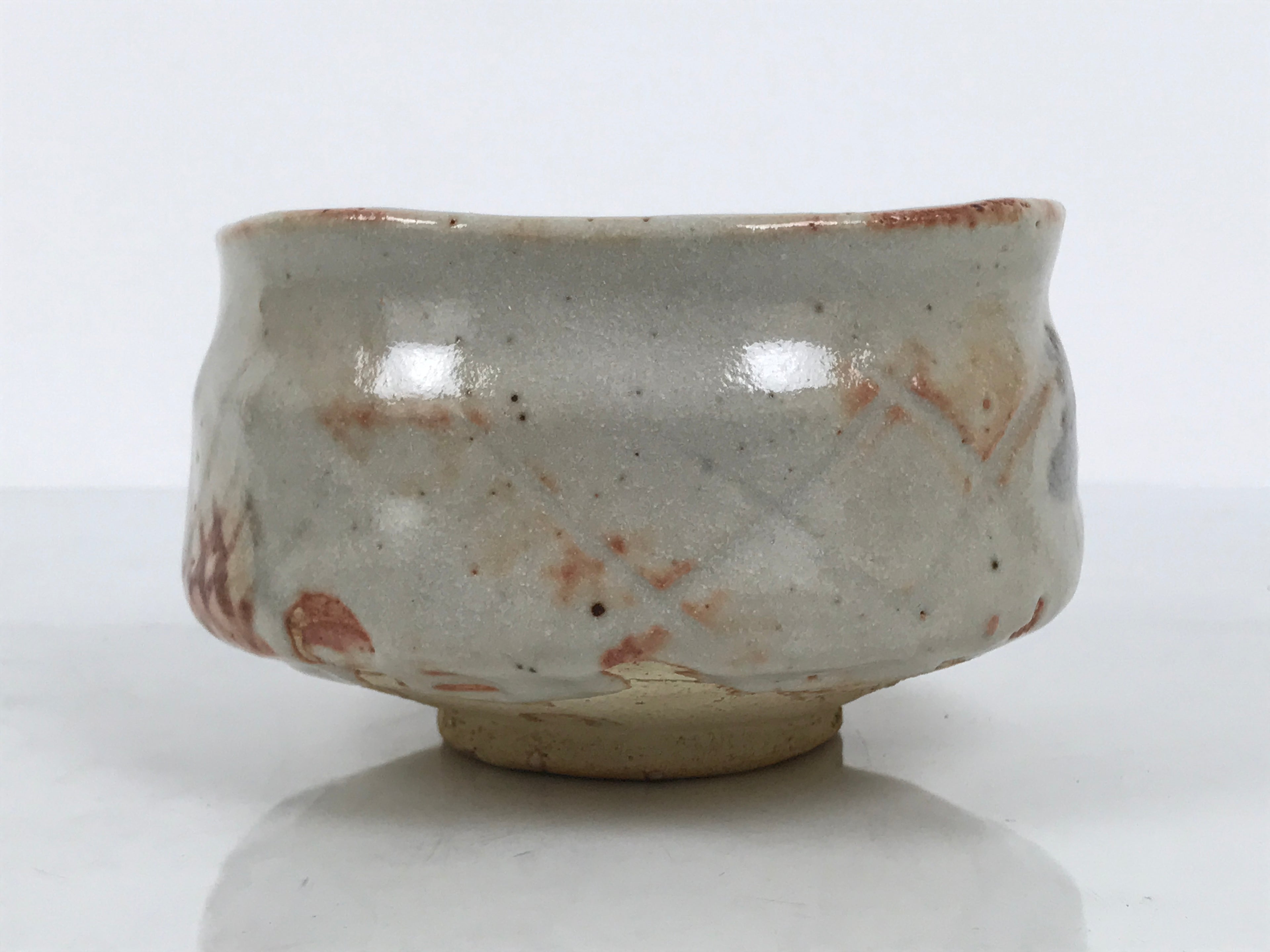 Japanese Ceramic Green Tea Bowl Matcha Chawan Pottery Shino Ware White CHB155