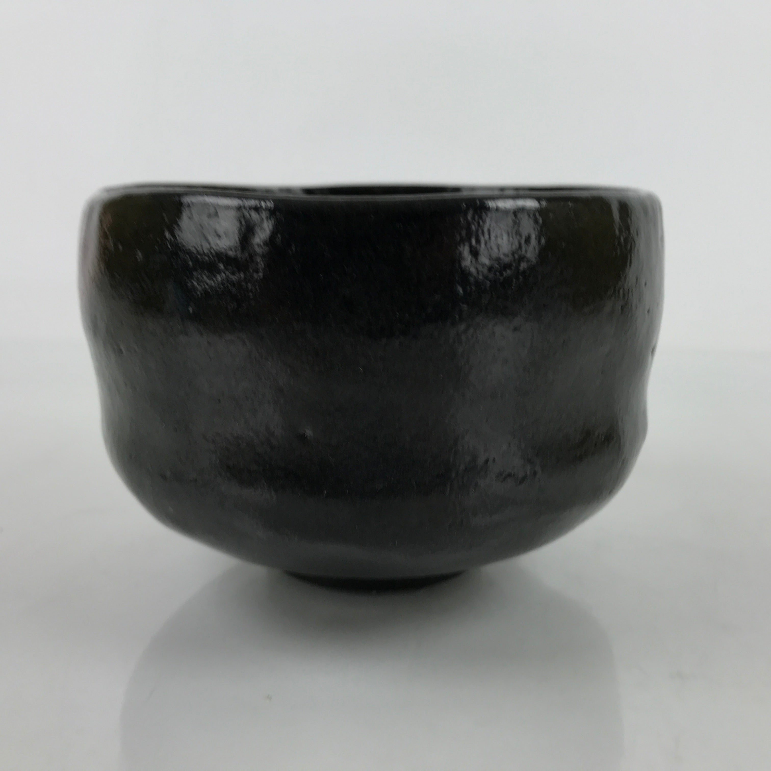 Japanese Ceramic Green Tea Bowl Matcha Chawan Vtg Black Glossy CHB70