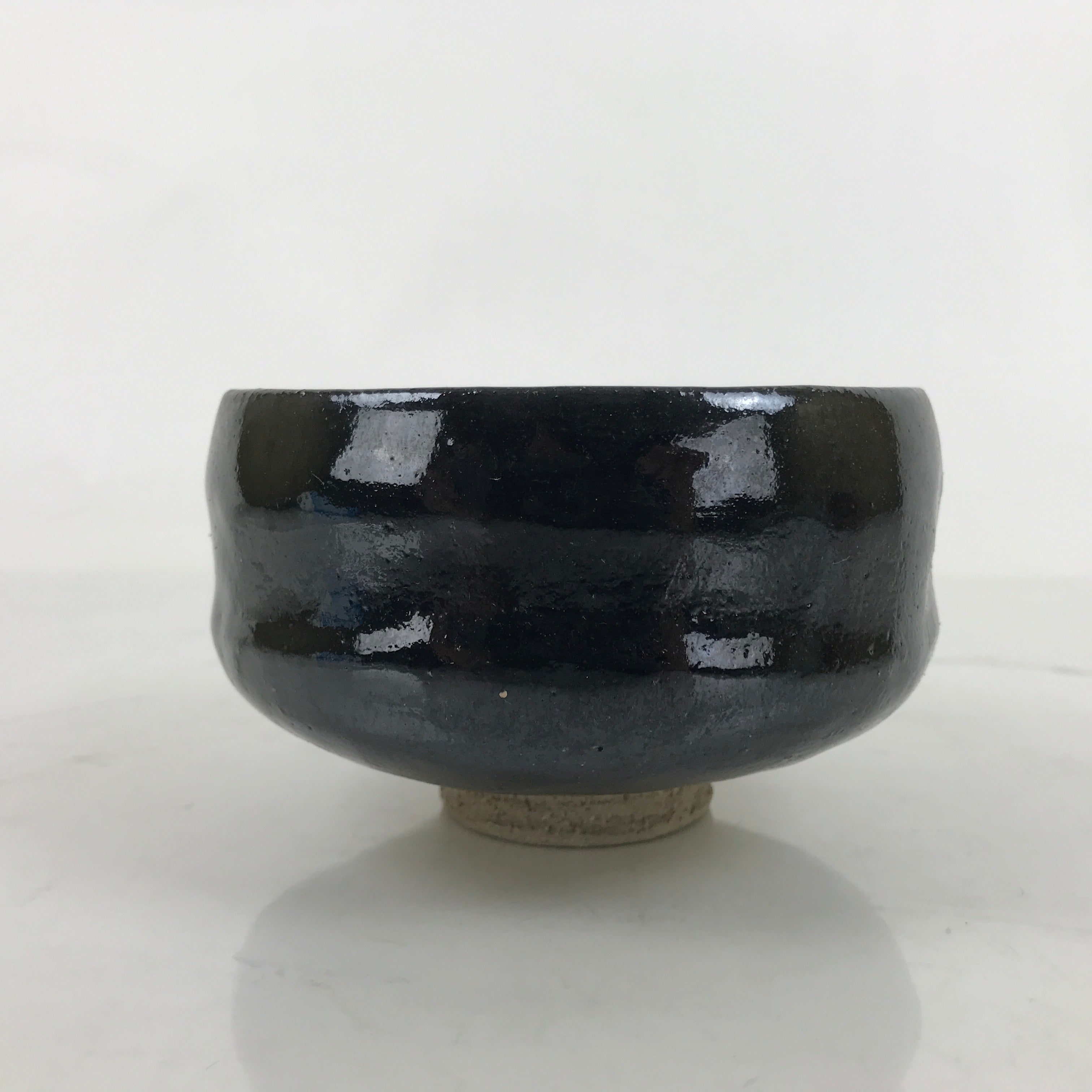 Japanese Ceramic Green Tea Bowl Matcha Chawan Vtg Black Glossy CHB76