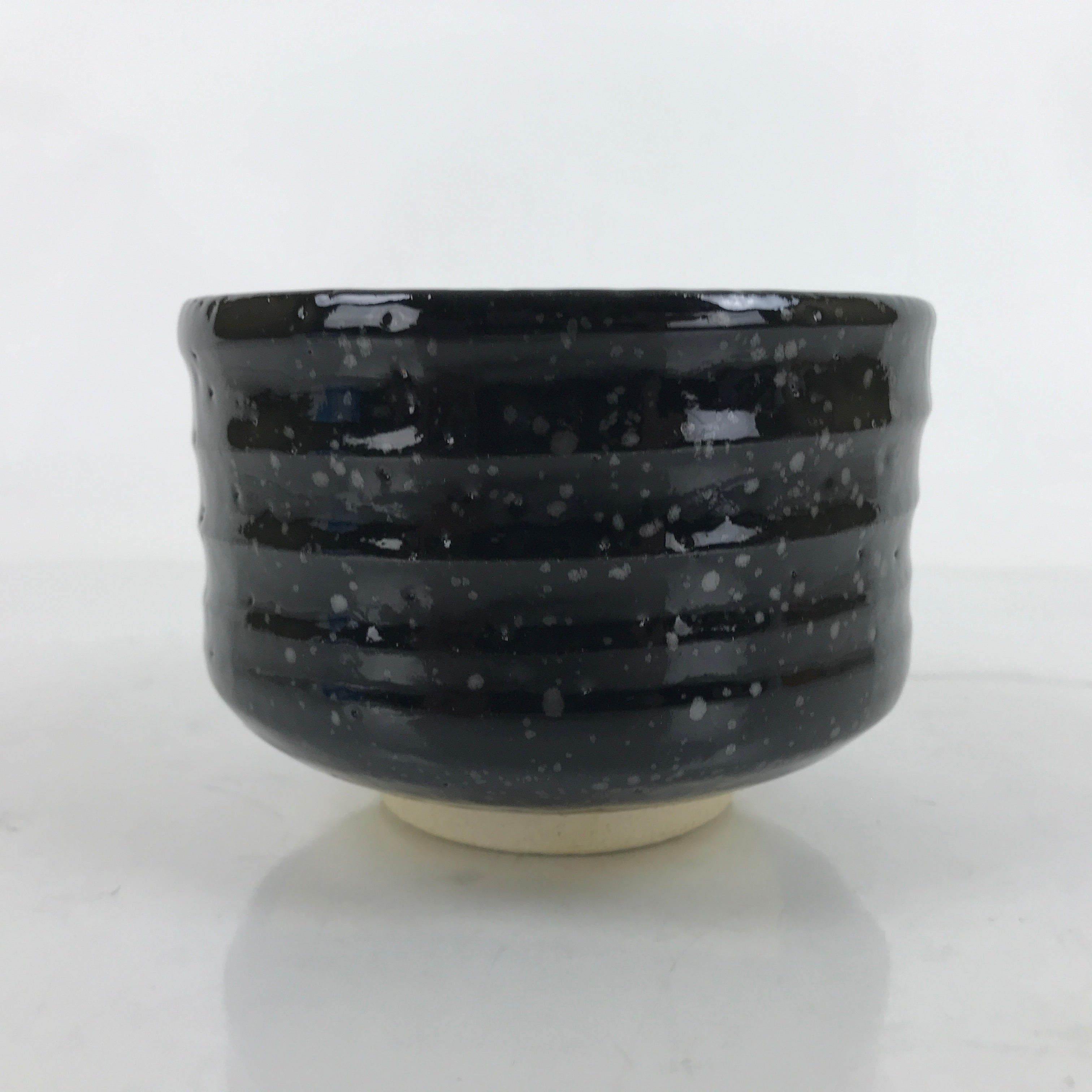 Japanese Ceramic Green Tea Bowl Matcha Chawan Vtg Black Glossy Dots CHB81