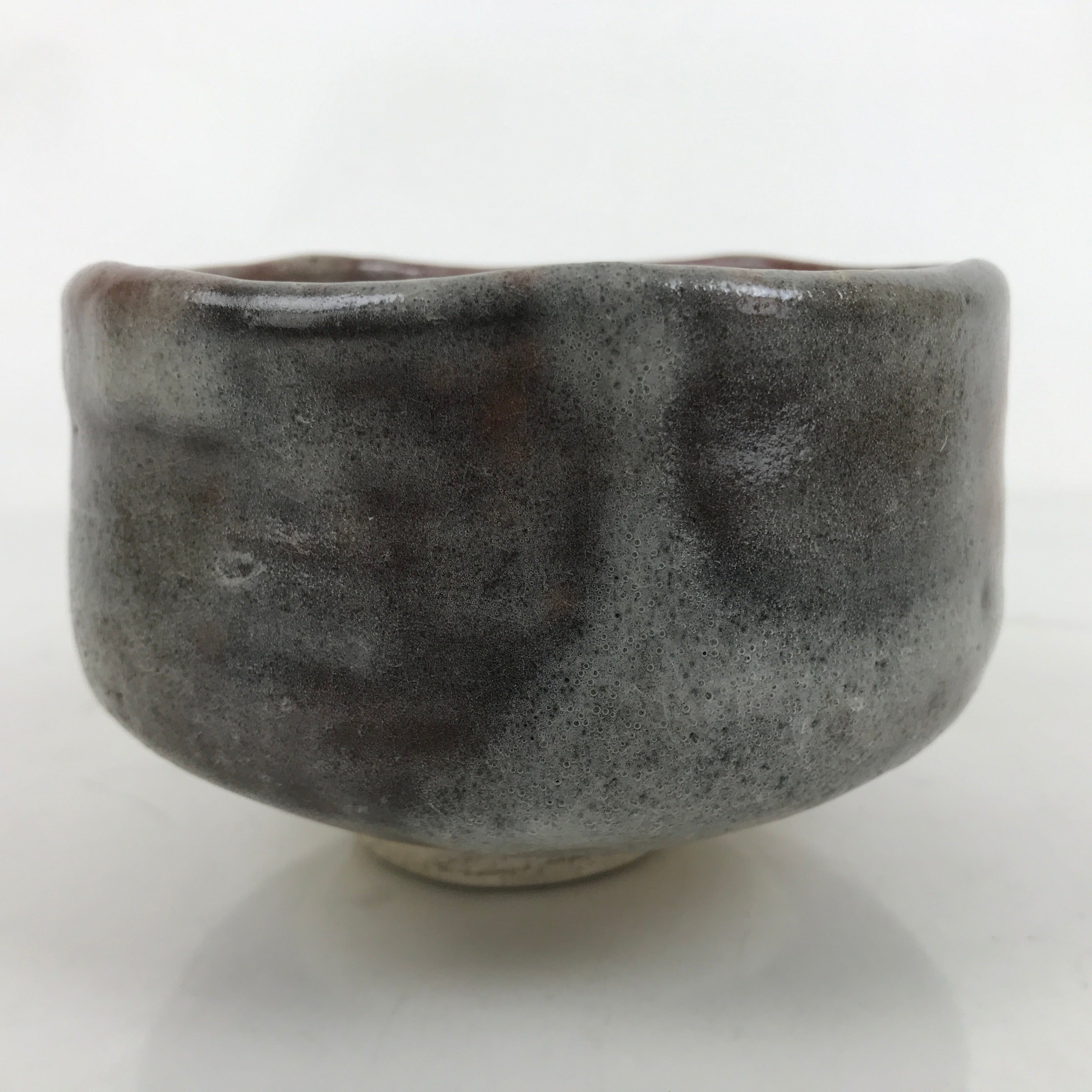 Japanese Ceramic Green Tea Bowl Matcha Chawan Vtg Brown White Glossy CHB75