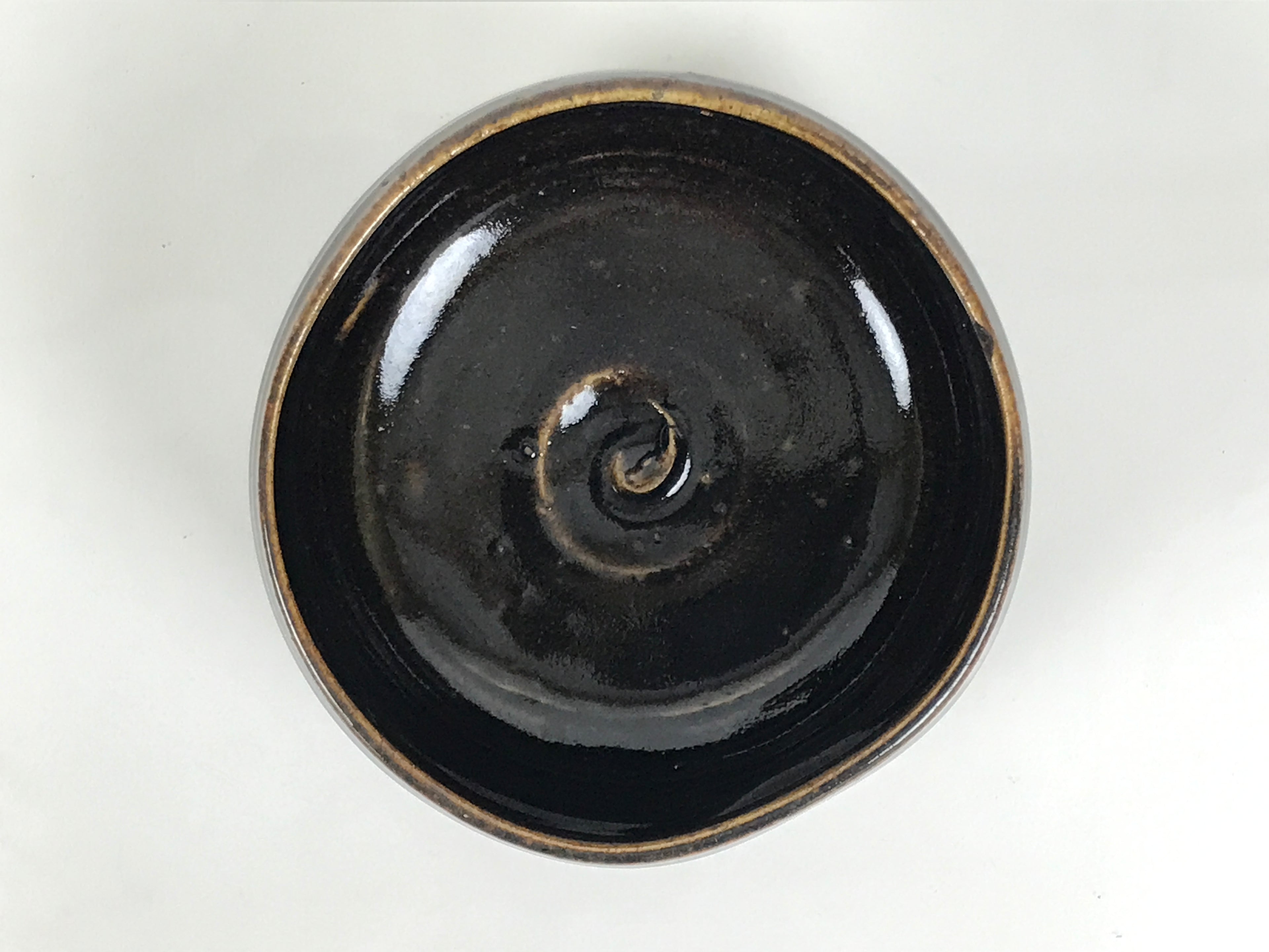 Japanese Ceramic Green Tea Bowl Matcha Chawan Vtg Pottery Dark Brown CHB158