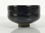 Japanese Ceramic Green Tea Bowl Matcha Chawan Vtg Pottery Glossy Black CHB153