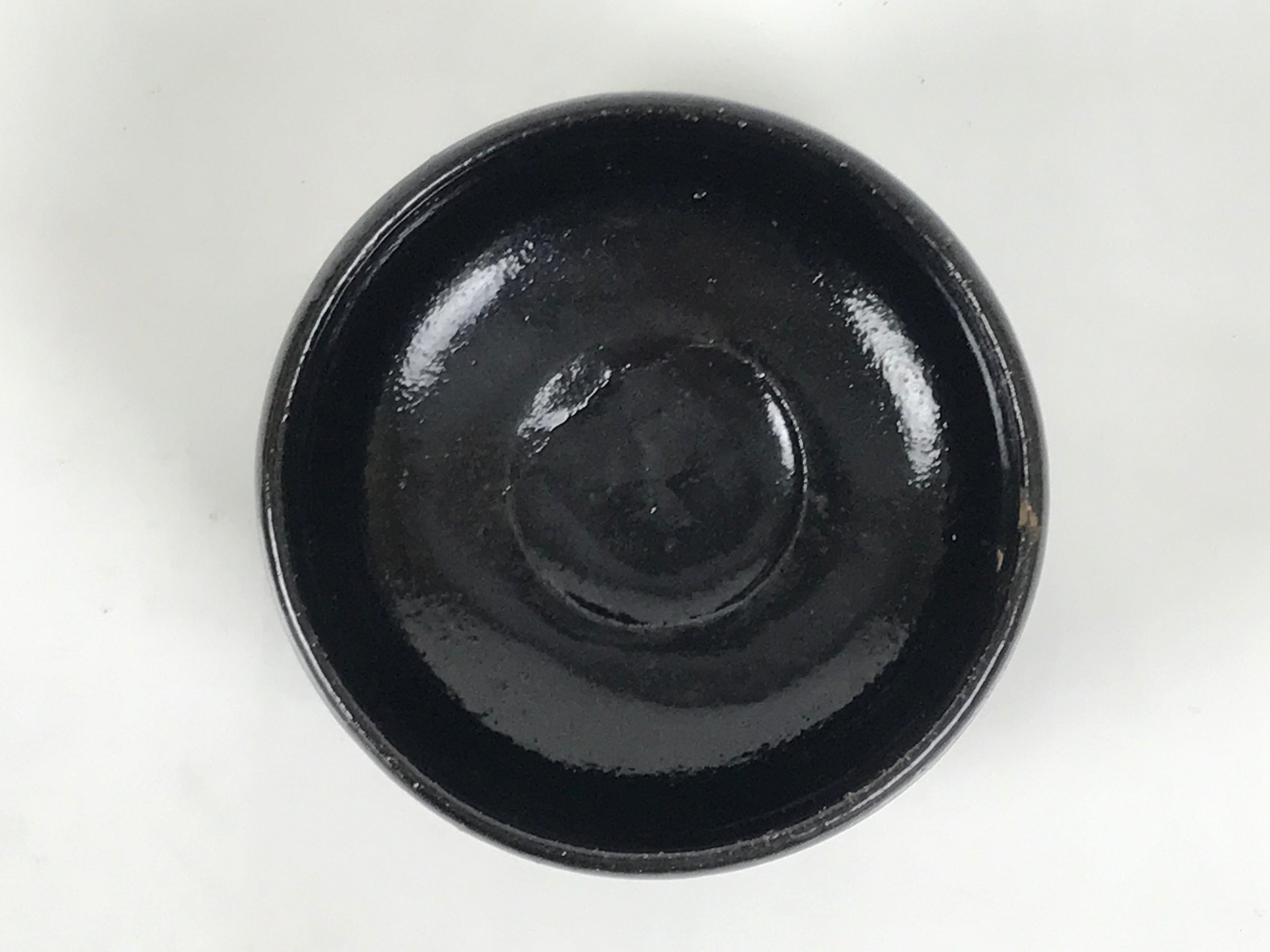 Japanese Ceramic Green Tea Bowl Matcha Chawan Vtg Pottery Glossy Black CHB153