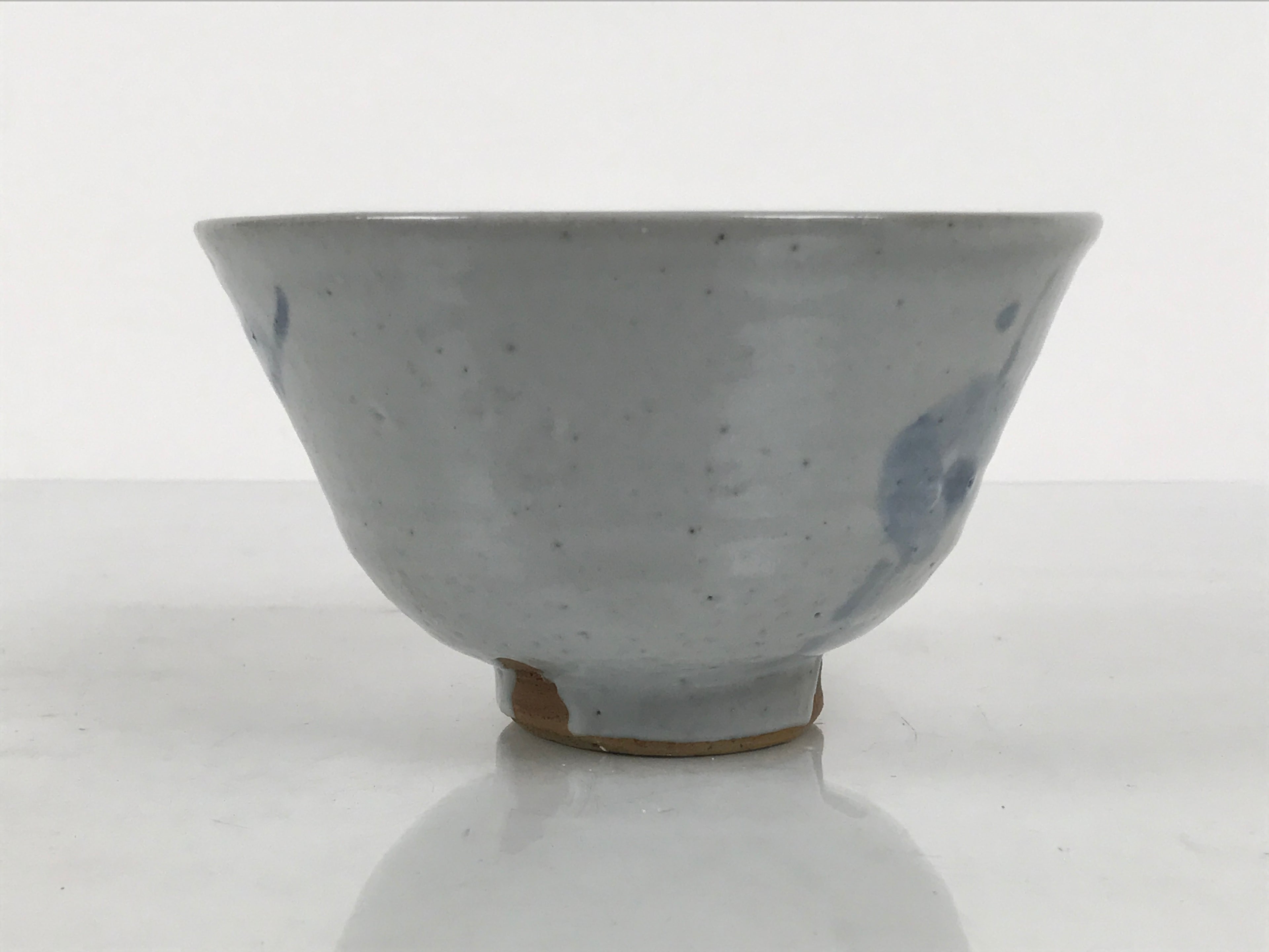 Japanese Ceramic Green Tea Bowl Matcha Chawan Vtg Pottery Gray Blue Plum CHB147