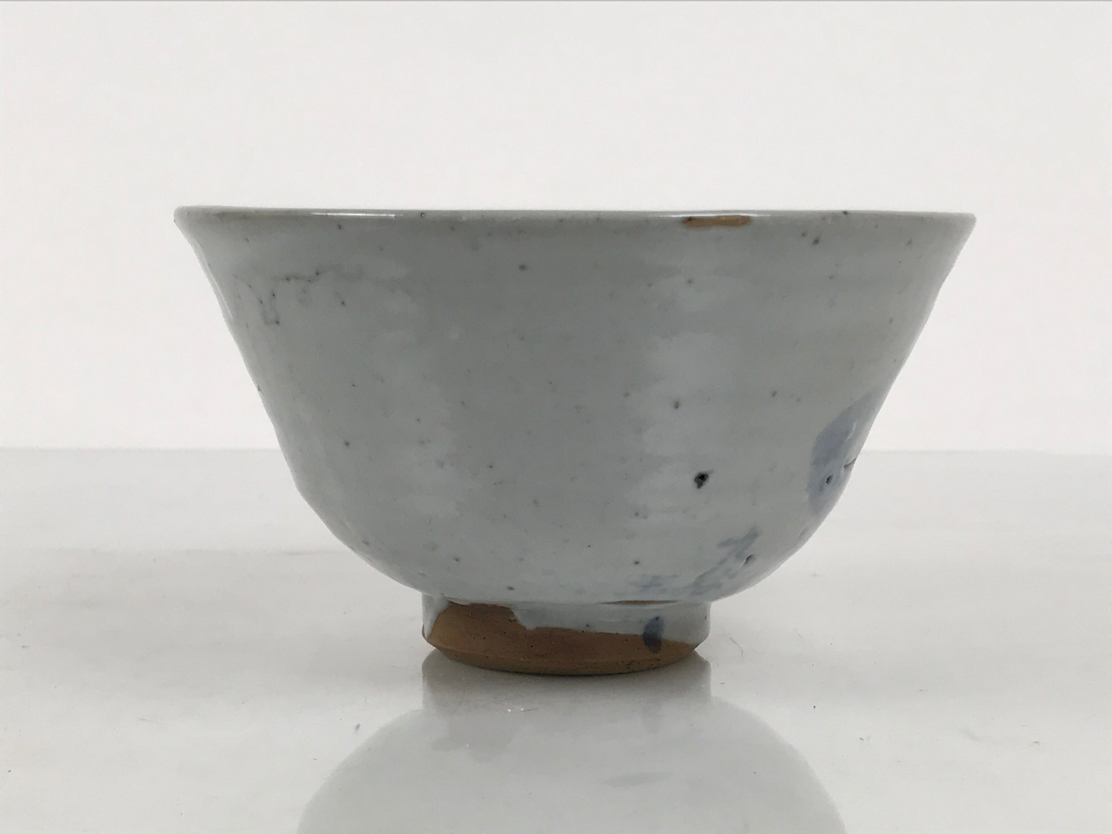Japanese Ceramic Green Tea Bowl Matcha Chawan Vtg Pottery Gray Blue Plum CHB147