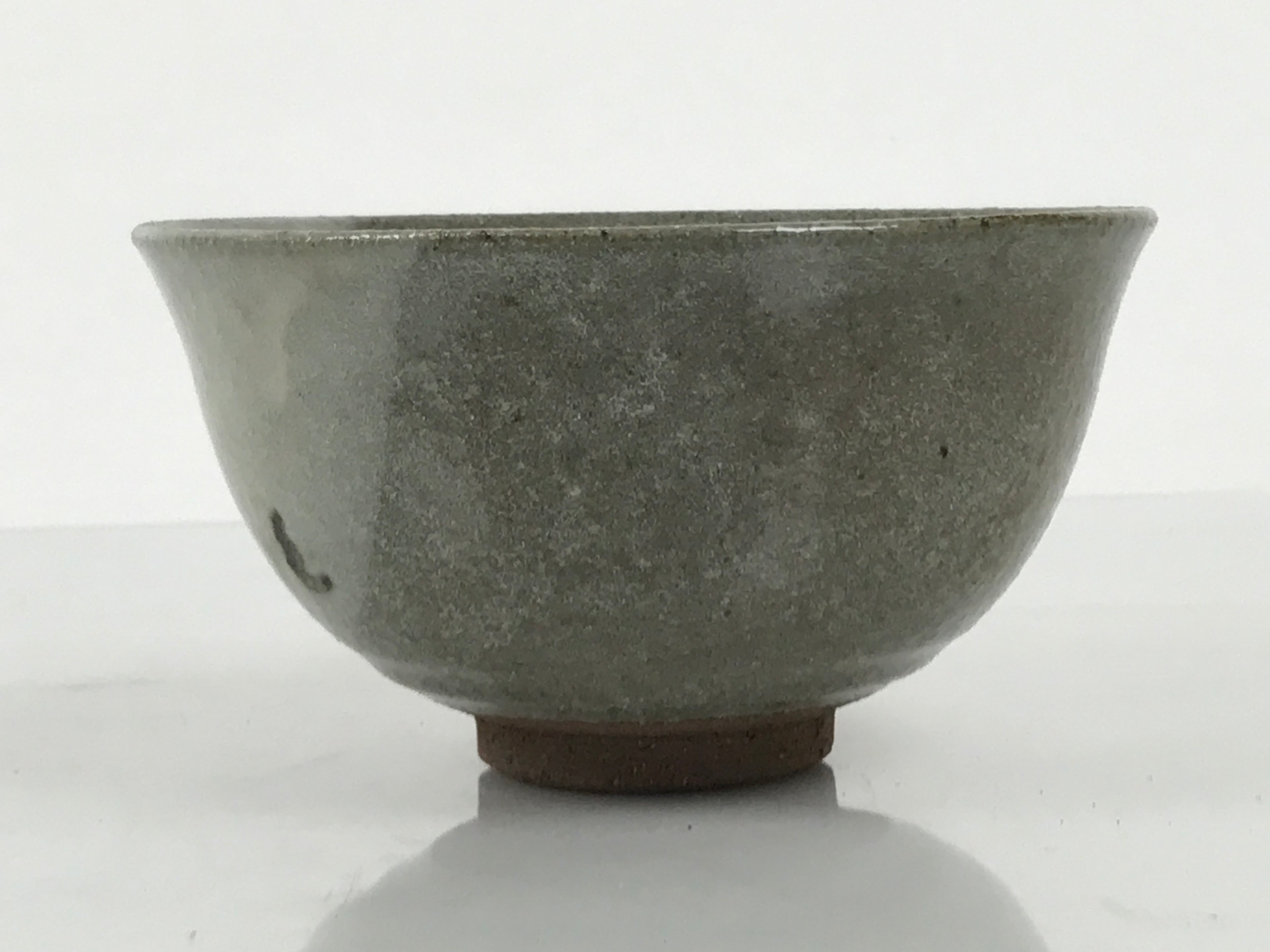 Japanese Ceramic Green Tea Bowl Matcha Chawan Vtg Pottery Gray Brown CHB162