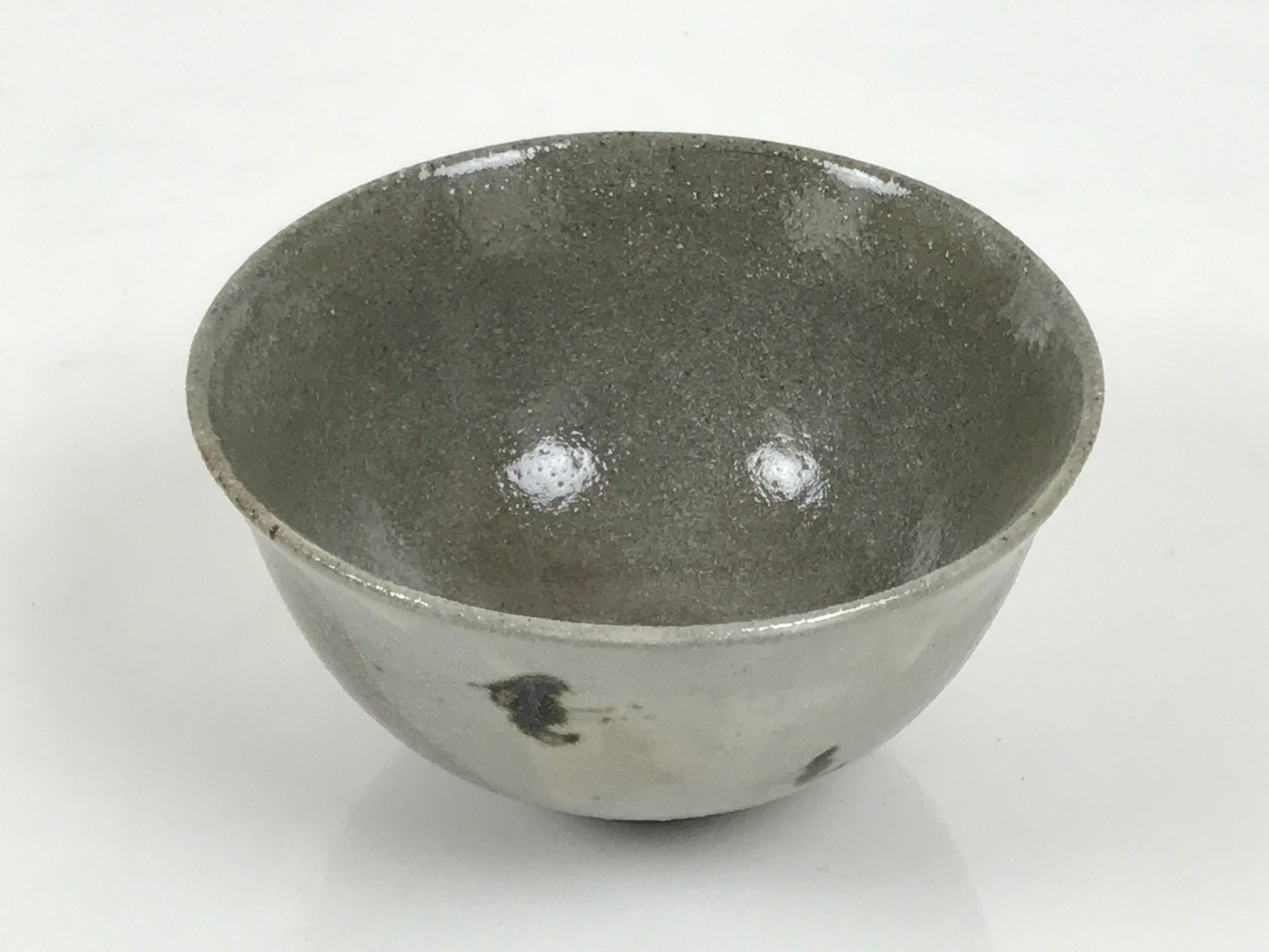 Japanese Ceramic Green Tea Bowl Matcha Chawan Vtg Pottery Gray Brown CHB162