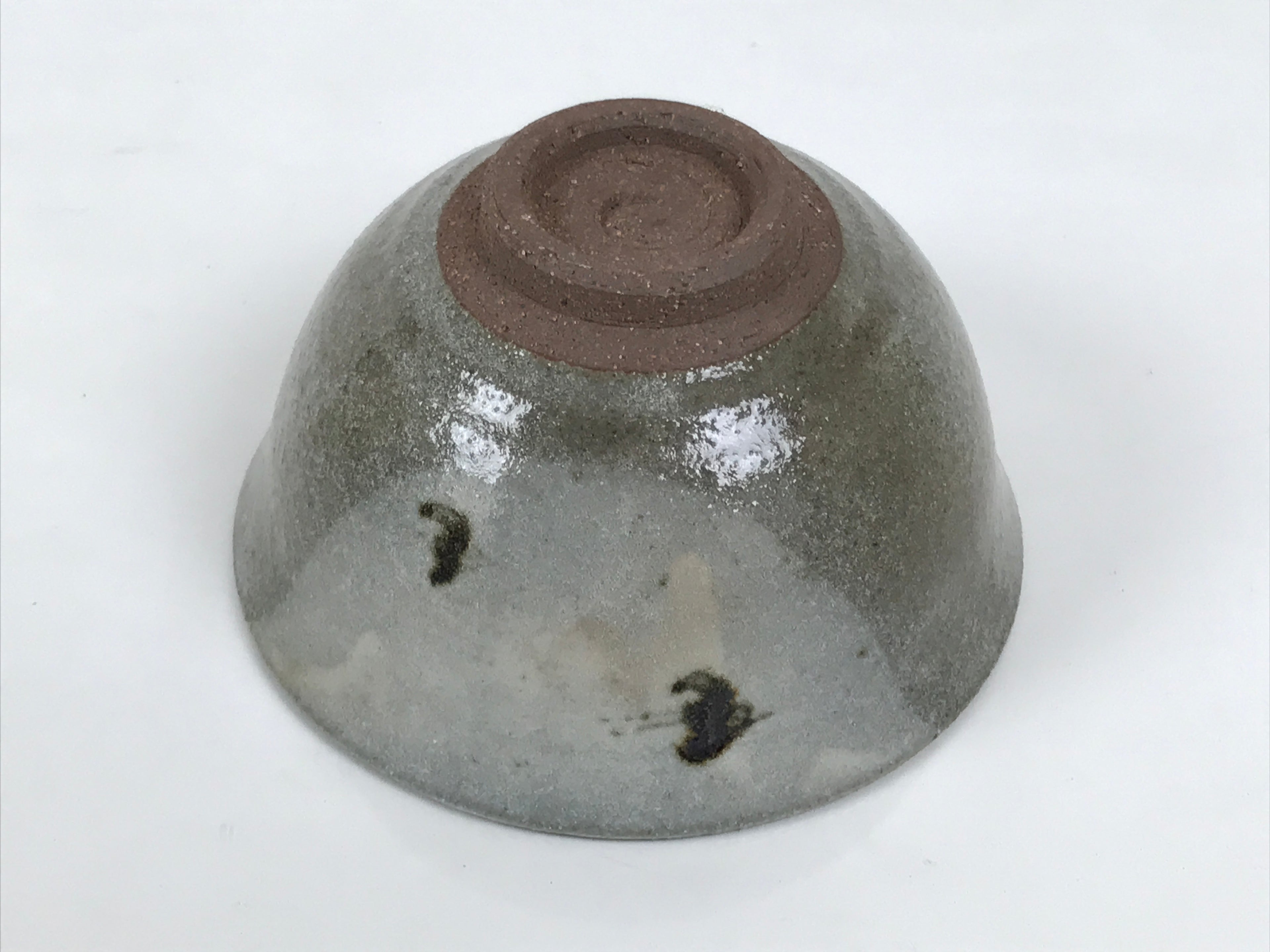 Japanese Ceramic Green Tea Bowl Matcha Chawan Vtg Pottery Gray Brown CHB162