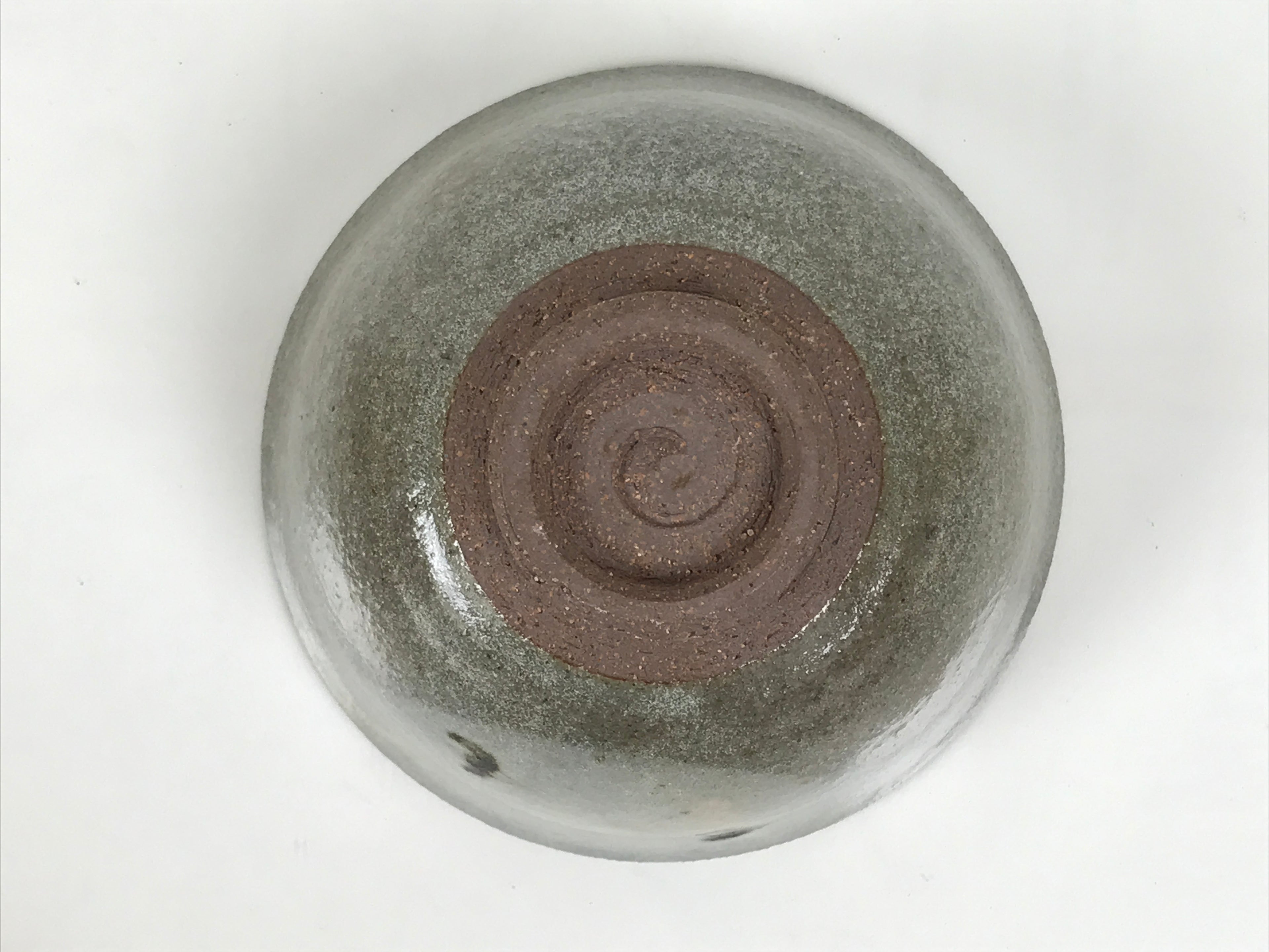 Japanese Ceramic Green Tea Bowl Matcha Chawan Vtg Pottery Gray Brown CHB162