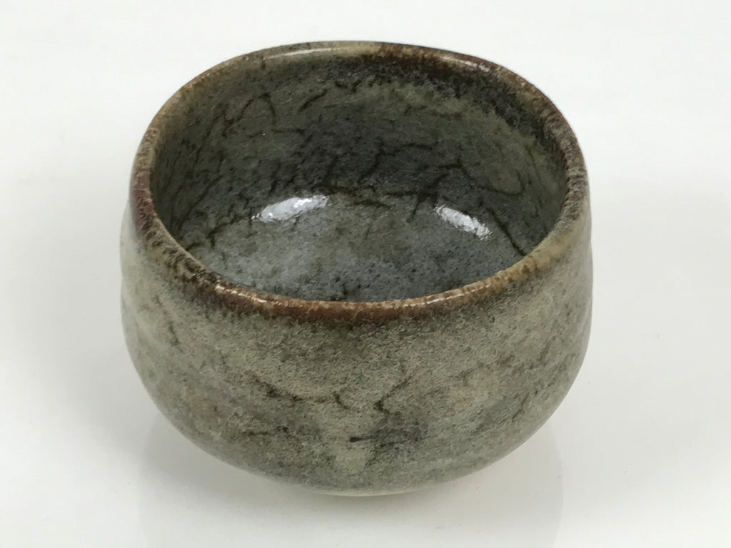 Japanese Ceramic Green Tea Bowl Matcha Chawan Vtg Pottery Gray Brown CHB170