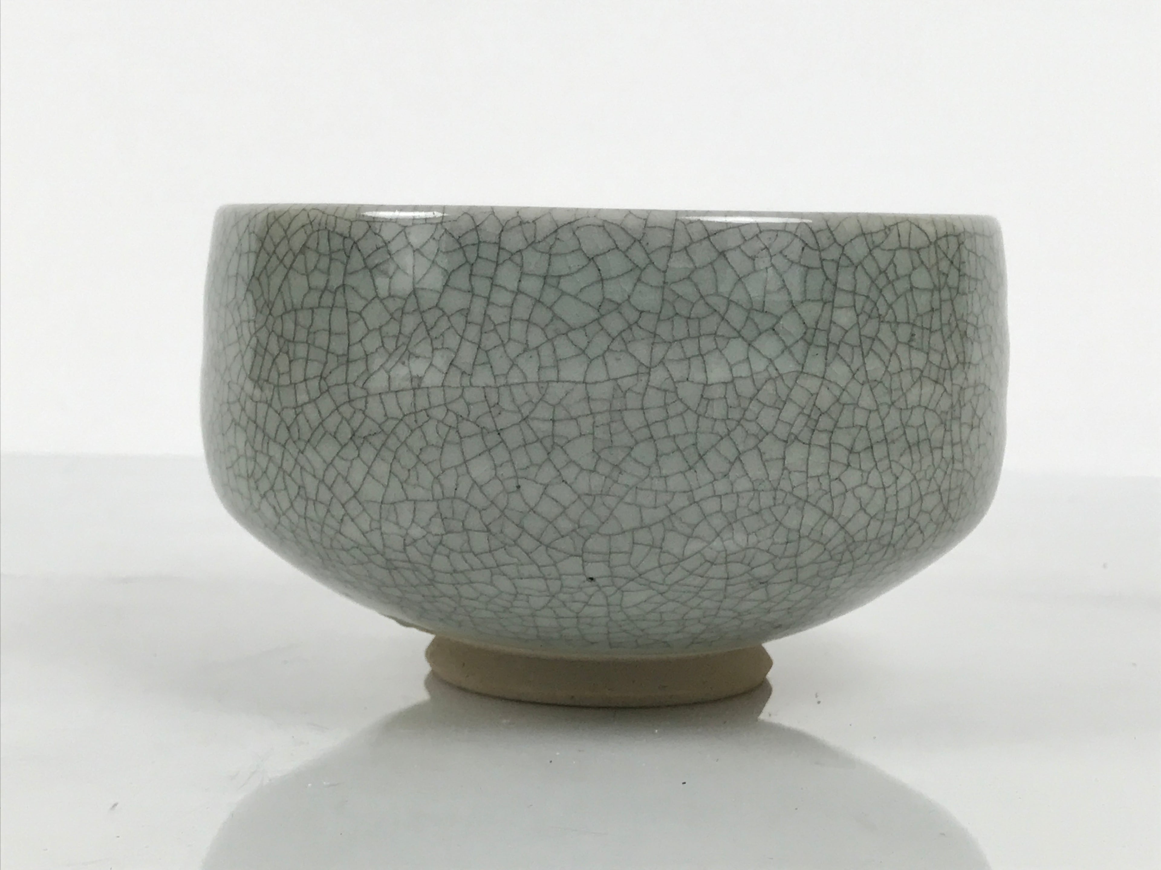 Japanese Ceramic Green Tea Bowl Matcha Chawan Vtg Pottery Gray Crackle CHB149