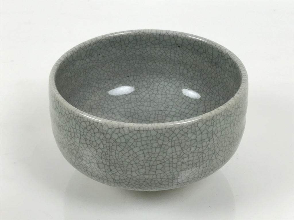 Japanese Ceramic Green Tea Bowl Matcha Chawan Vtg Pottery Gray Crackle CHB149