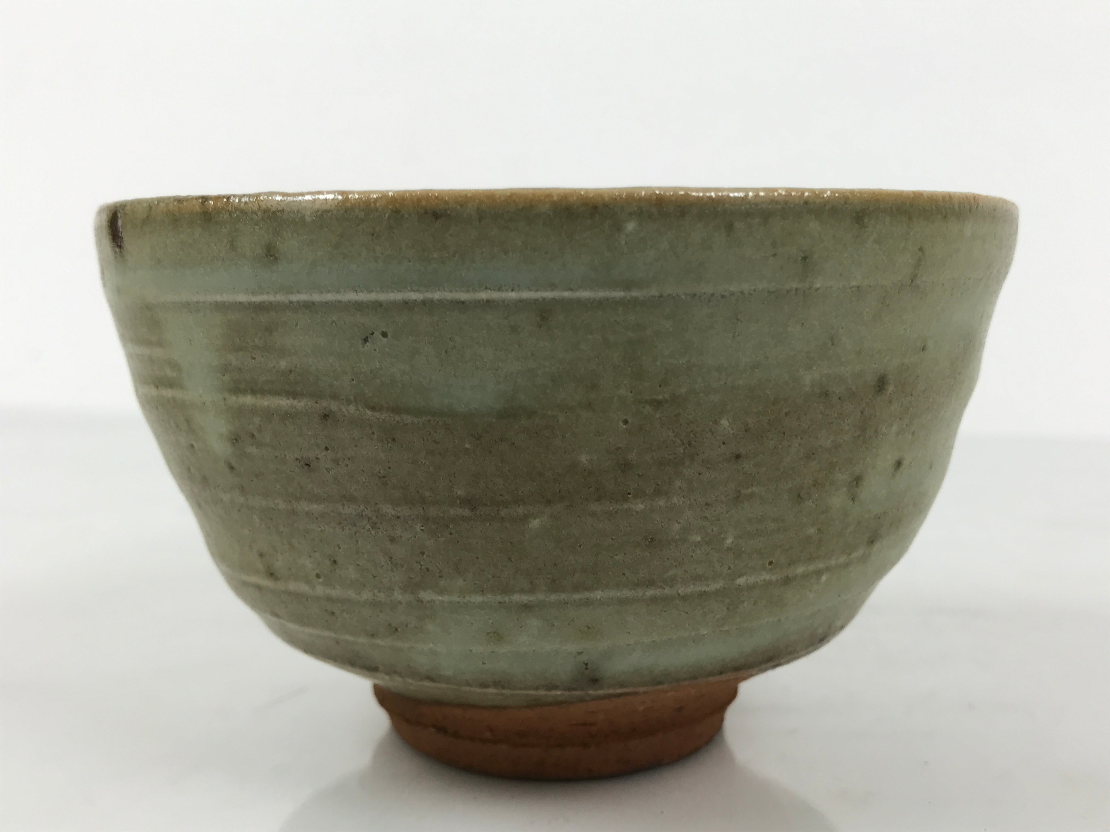 Japanese Ceramic Green Tea Bowl Matcha Chawan Vtg Pottery Gray Green CHB144
