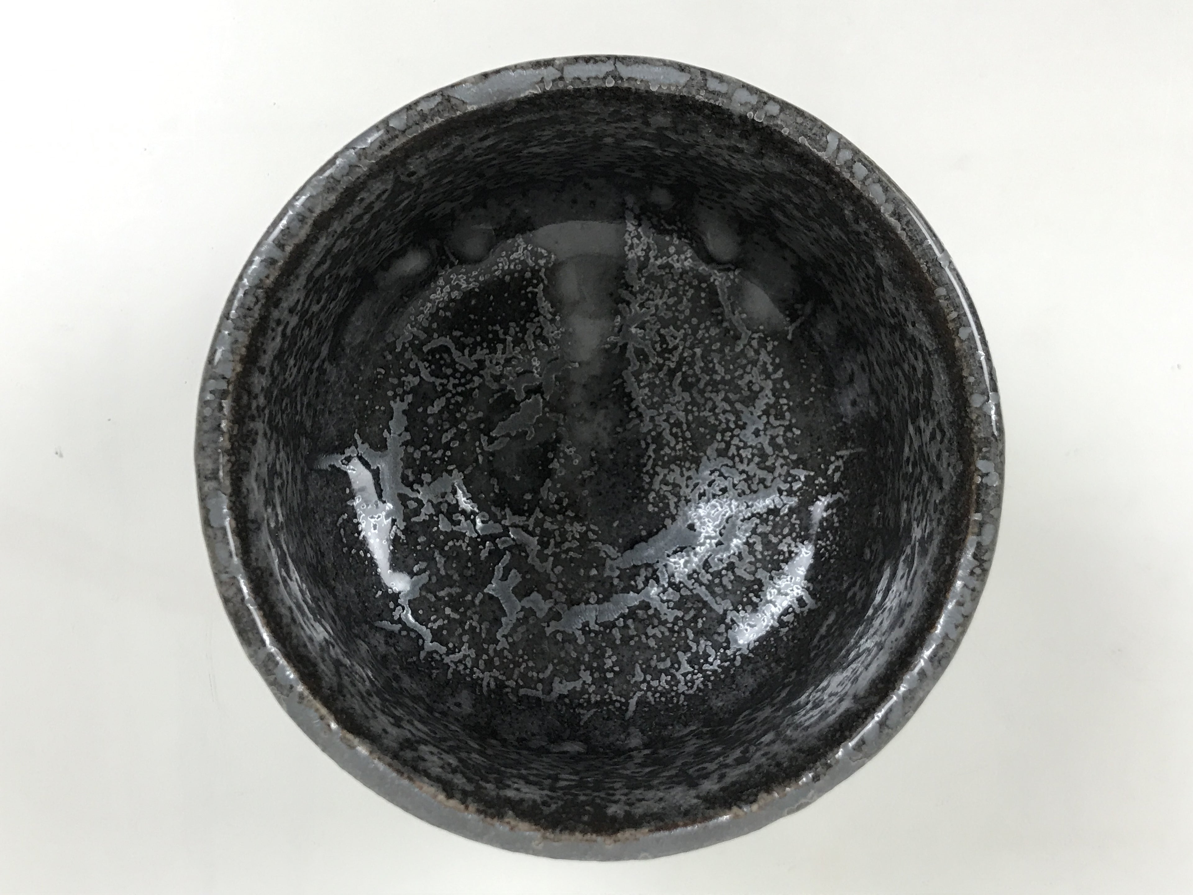 Japanese Ceramic Green Tea Bowl Matcha Chawan Vtg Pottery Gray White Drip PX805