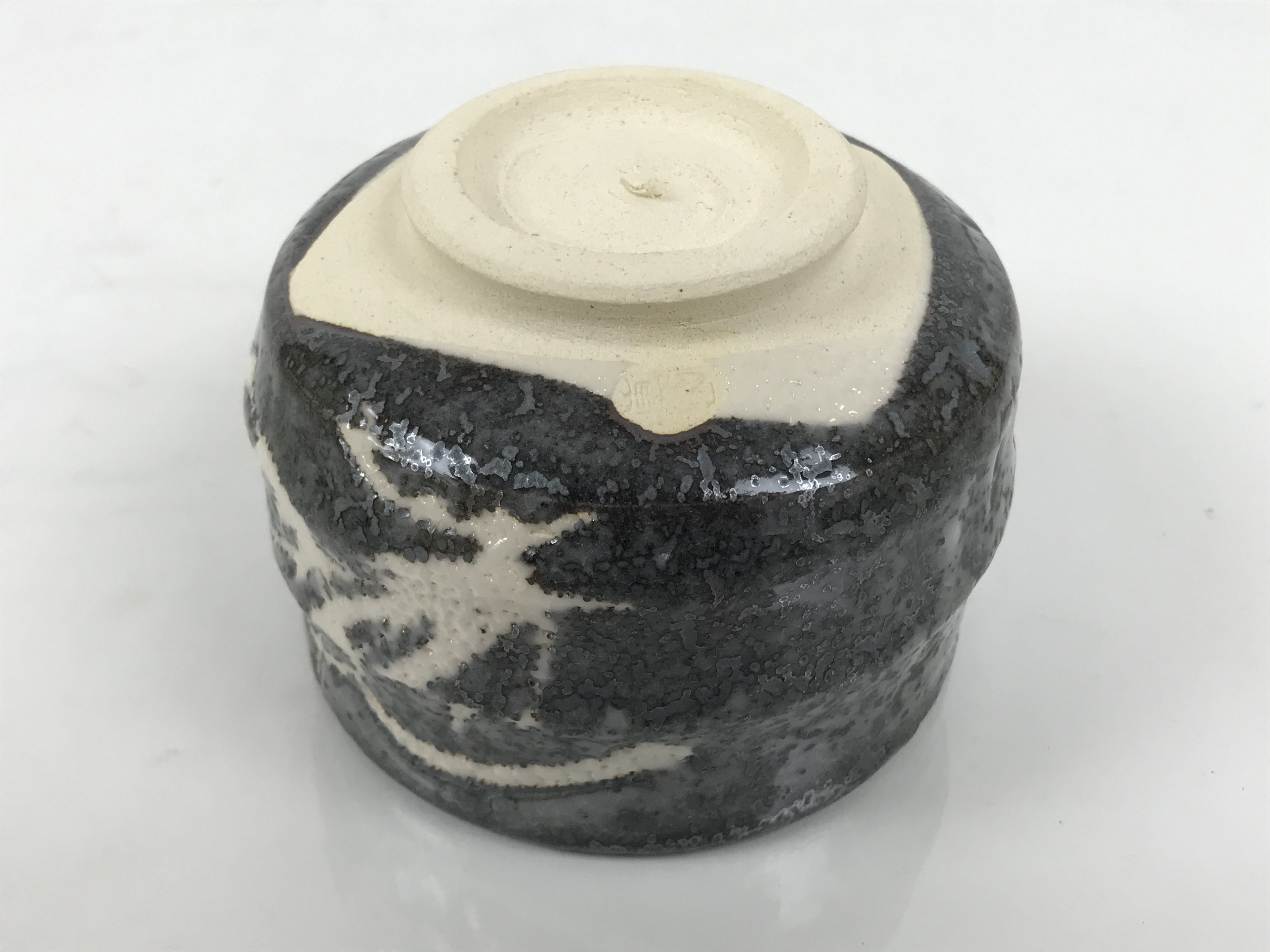 Japanese Ceramic Green Tea Bowl Matcha Chawan Vtg Pottery Gray White Drip PX805