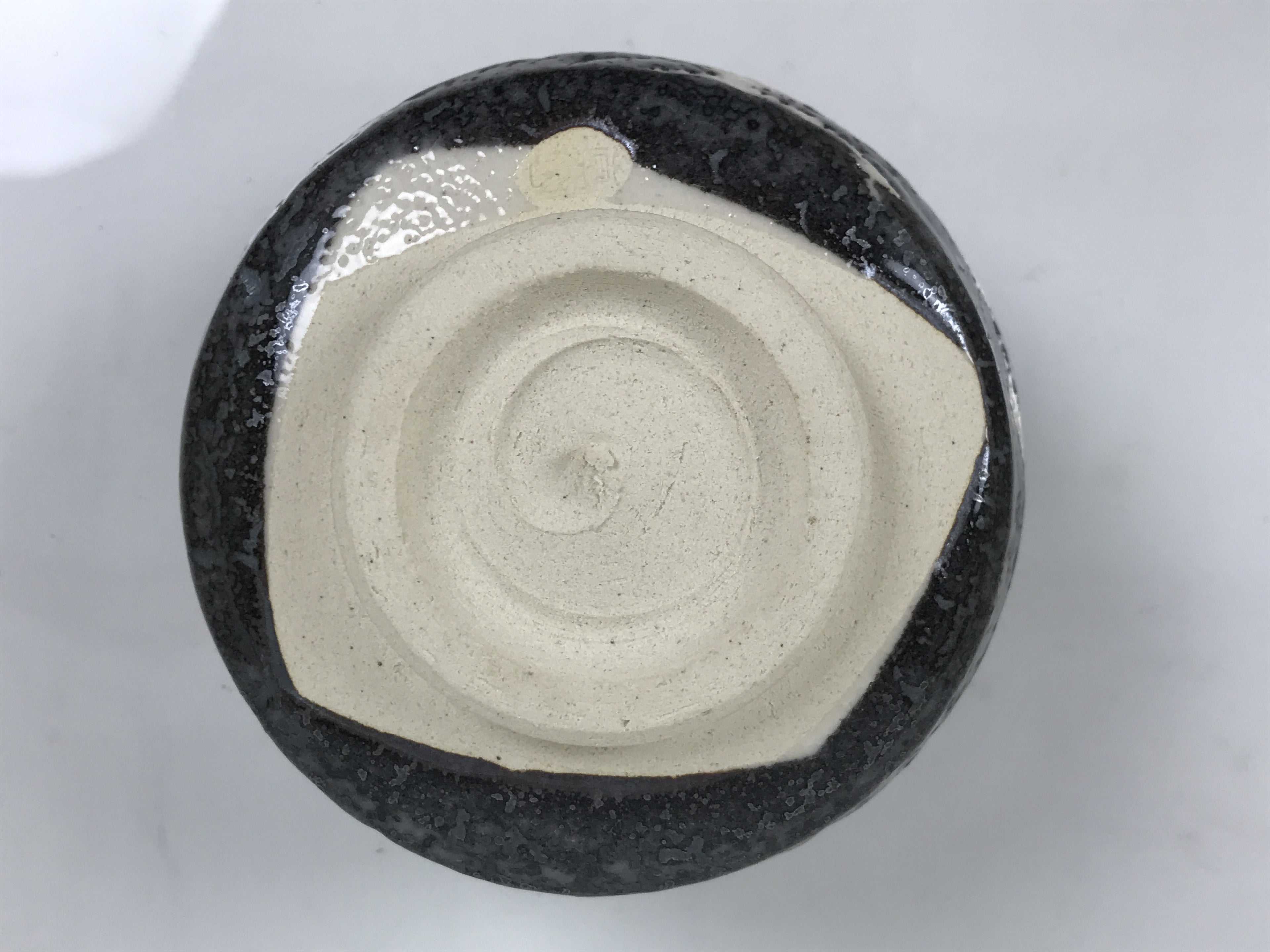 Japanese Ceramic Green Tea Bowl Matcha Chawan Vtg Pottery Gray White Drip PX805