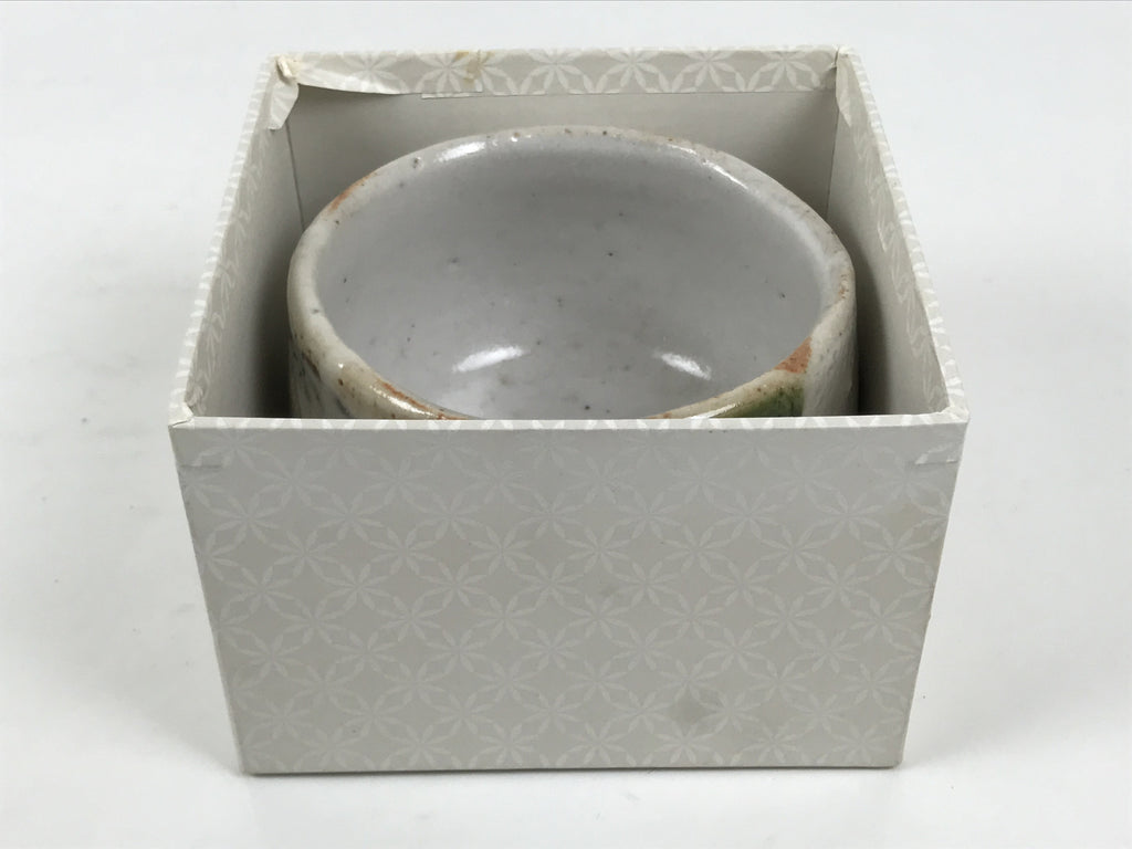 Japanese Ceramic Green Tea Bowl Matcha Chawan Vtg Pottery Shino White PX802