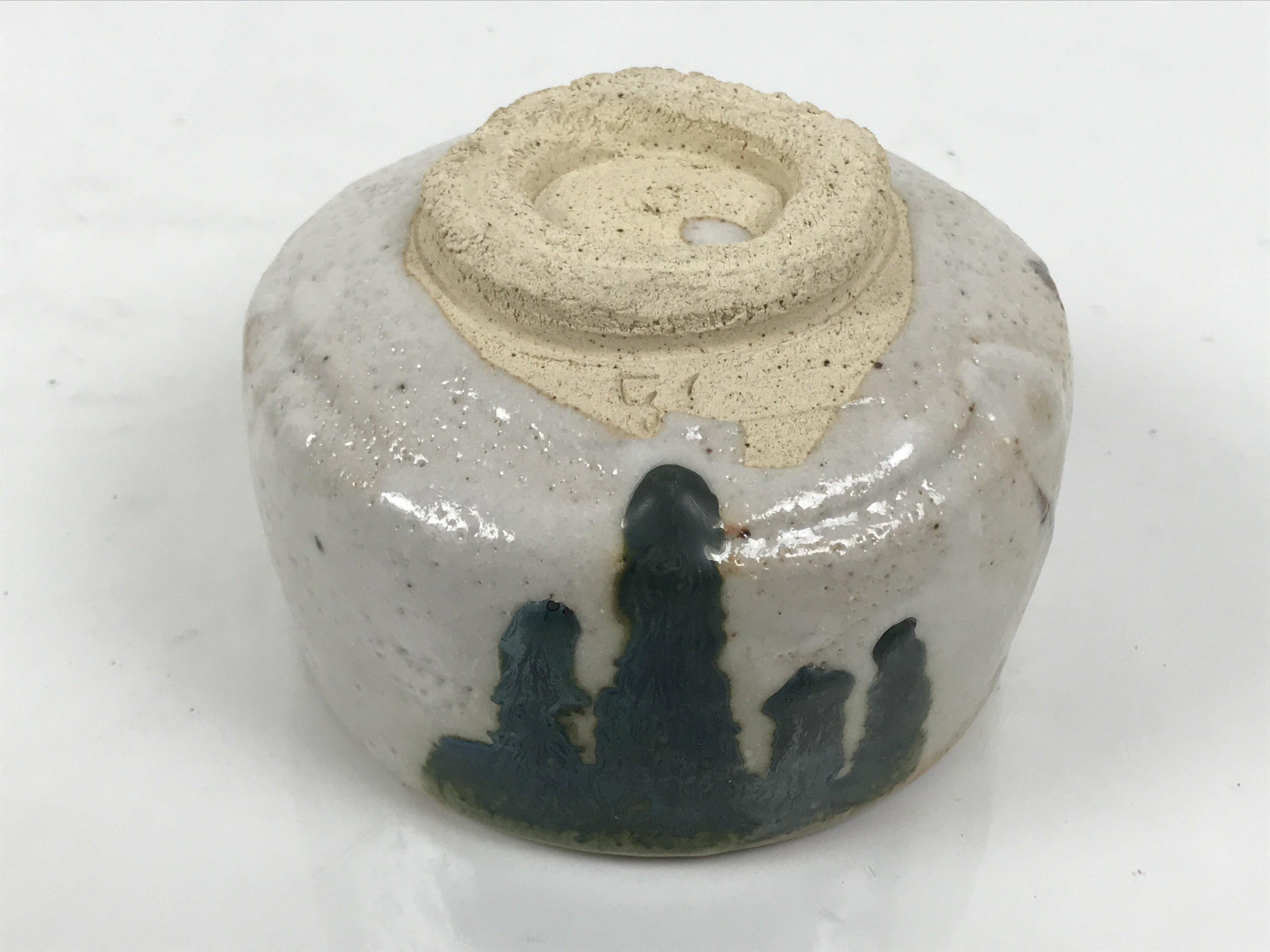 Japanese Ceramic Green Tea Bowl Matcha Chawan Vtg Pottery Shino White PX802