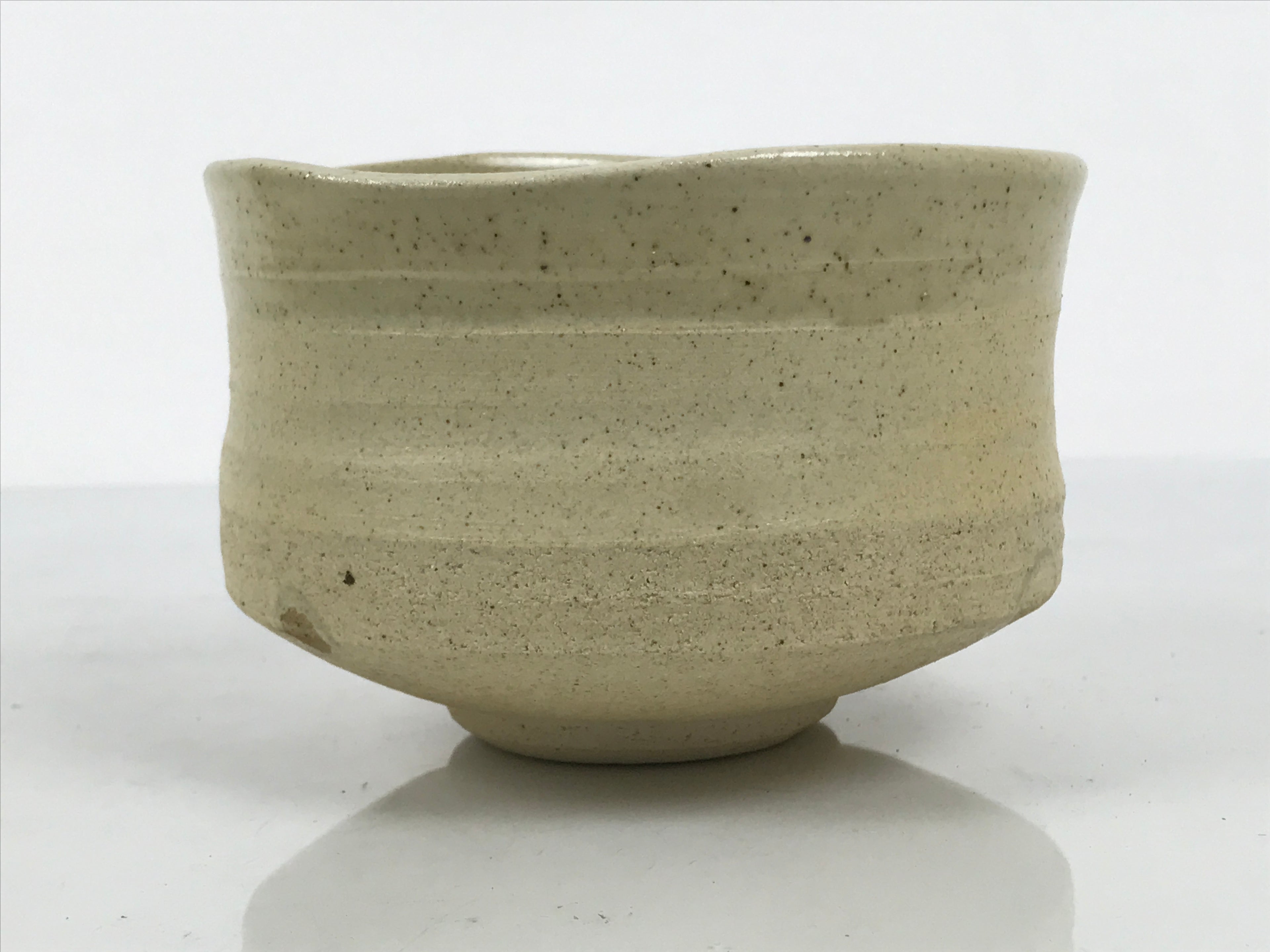Japanese Ceramic Green Tea Bowl Matcha Chawan Vtg Pottery White Texture CHB169