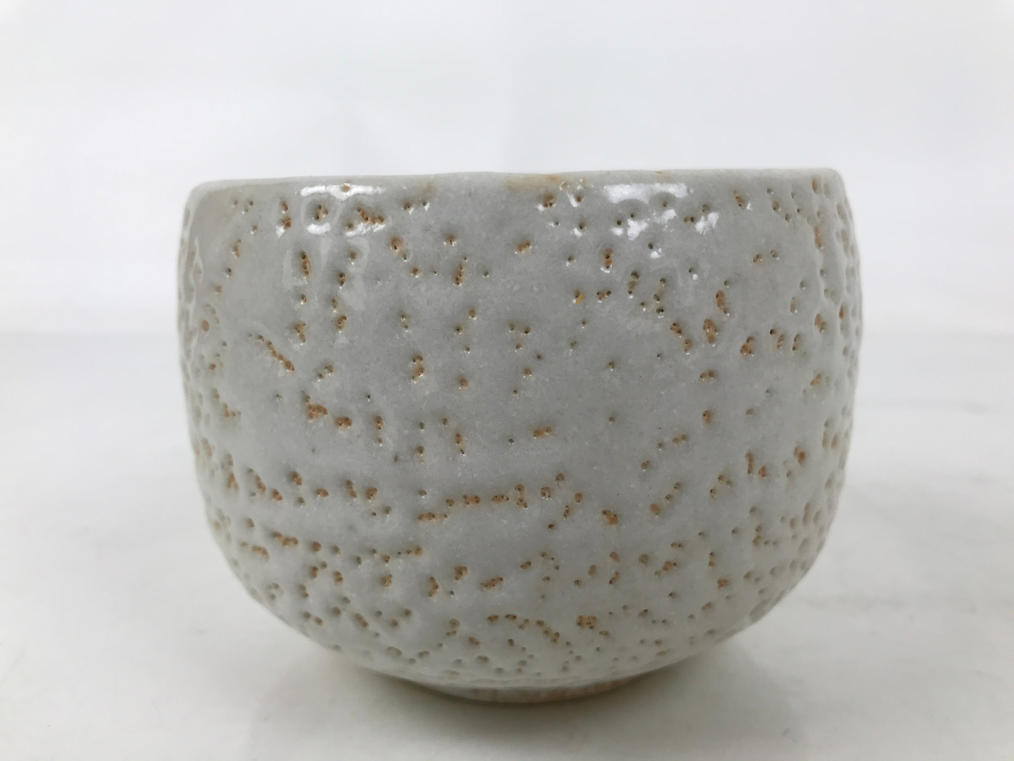Japanese Ceramic Green Tea Bowl Matcha Chawan Vtg Shino Ware Pink CHB107