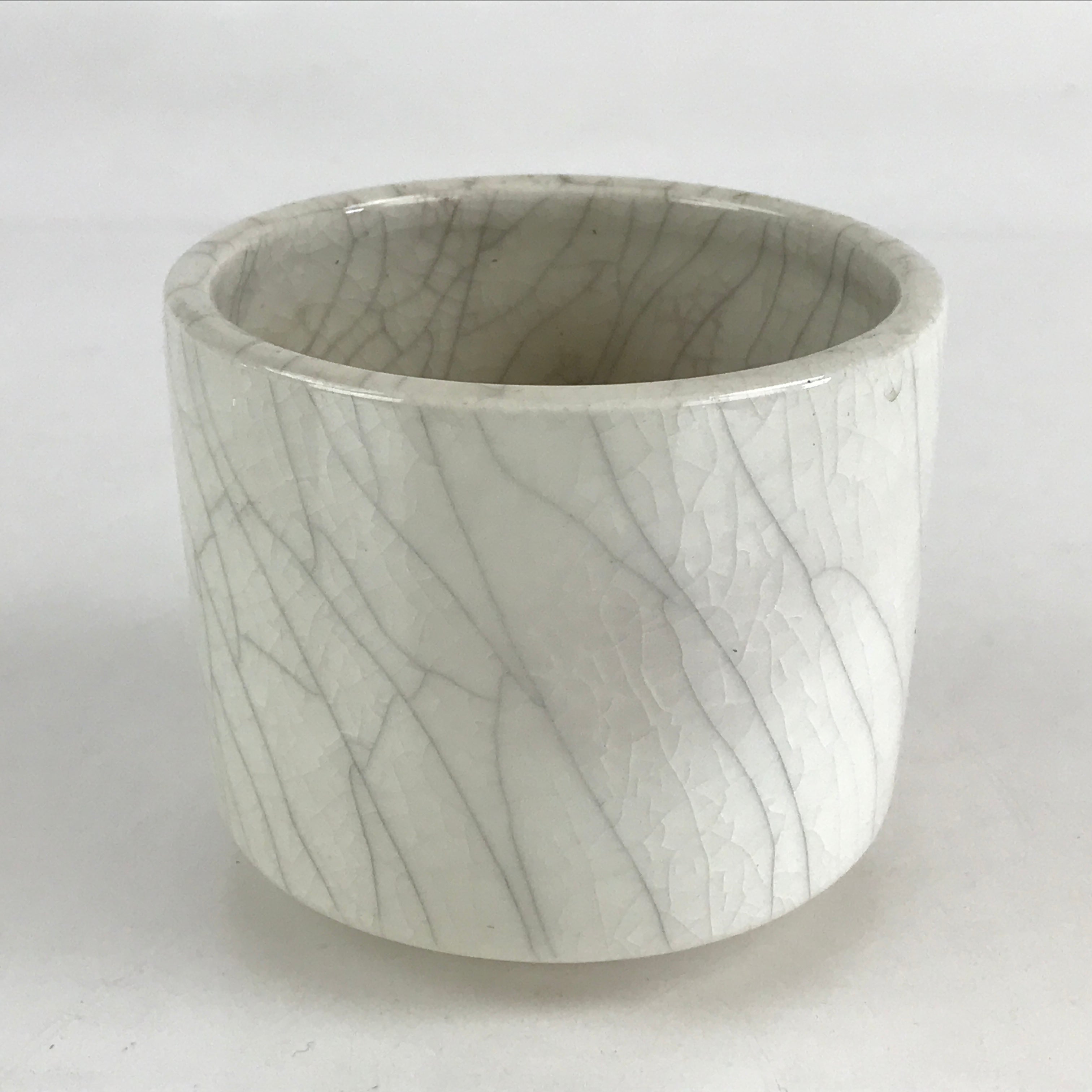 Japanese Ceramic Green Tea Bowl Vtg Chawan Tea Ceremony Matcha White GTB978