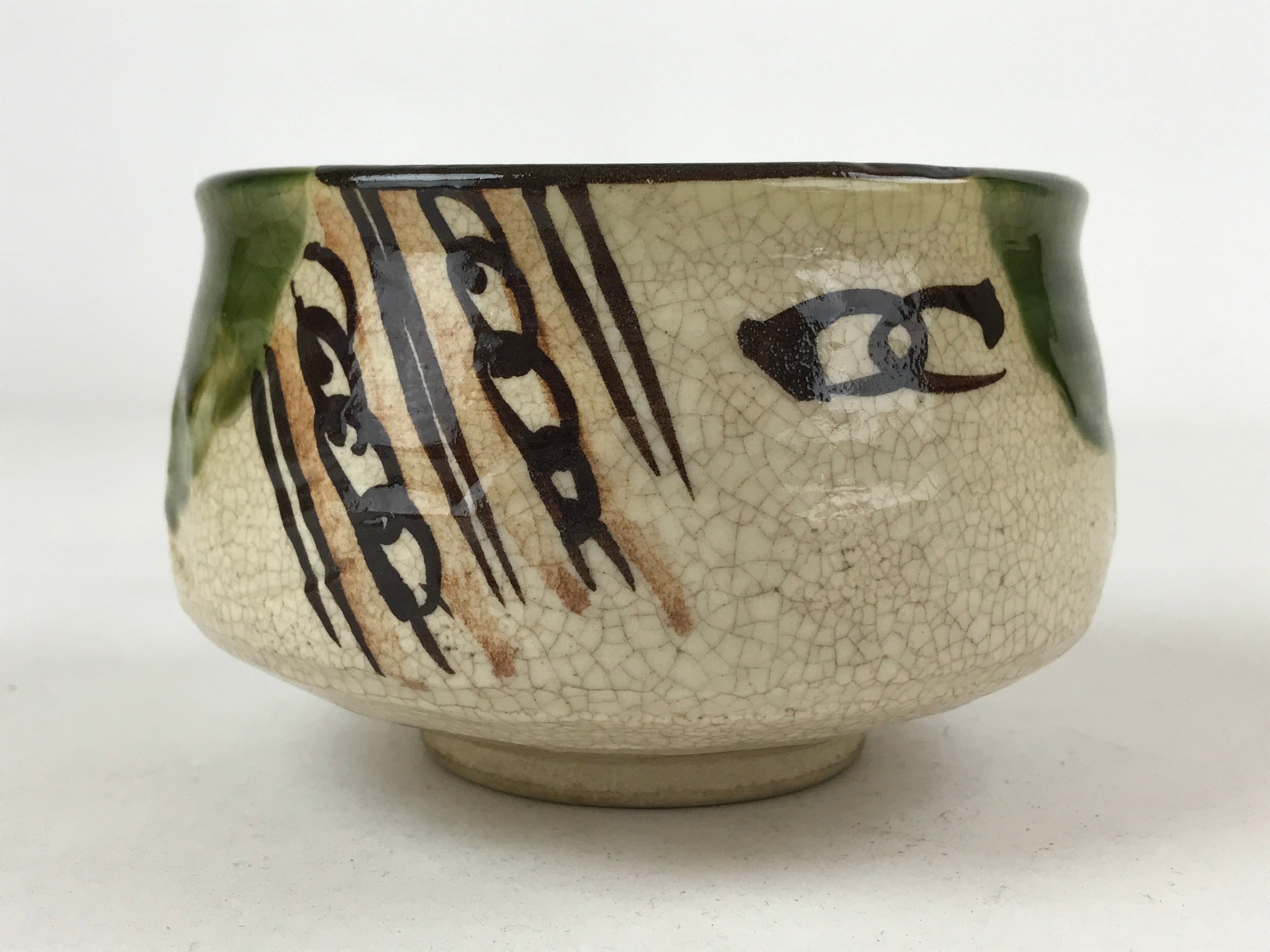 Japanese Ceramic Green Tea Bowl Vtg Oribe Green Brown Floral Crackle Glaze CHB24
