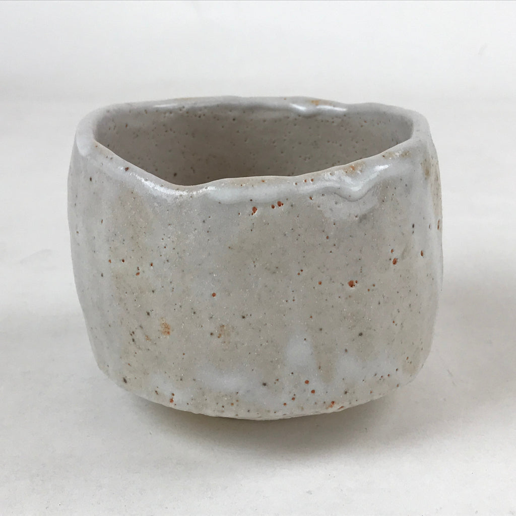 Japanese Ceramic Green Tea Bowl Vtg White Mino Ware Matcha Chawan CHB5